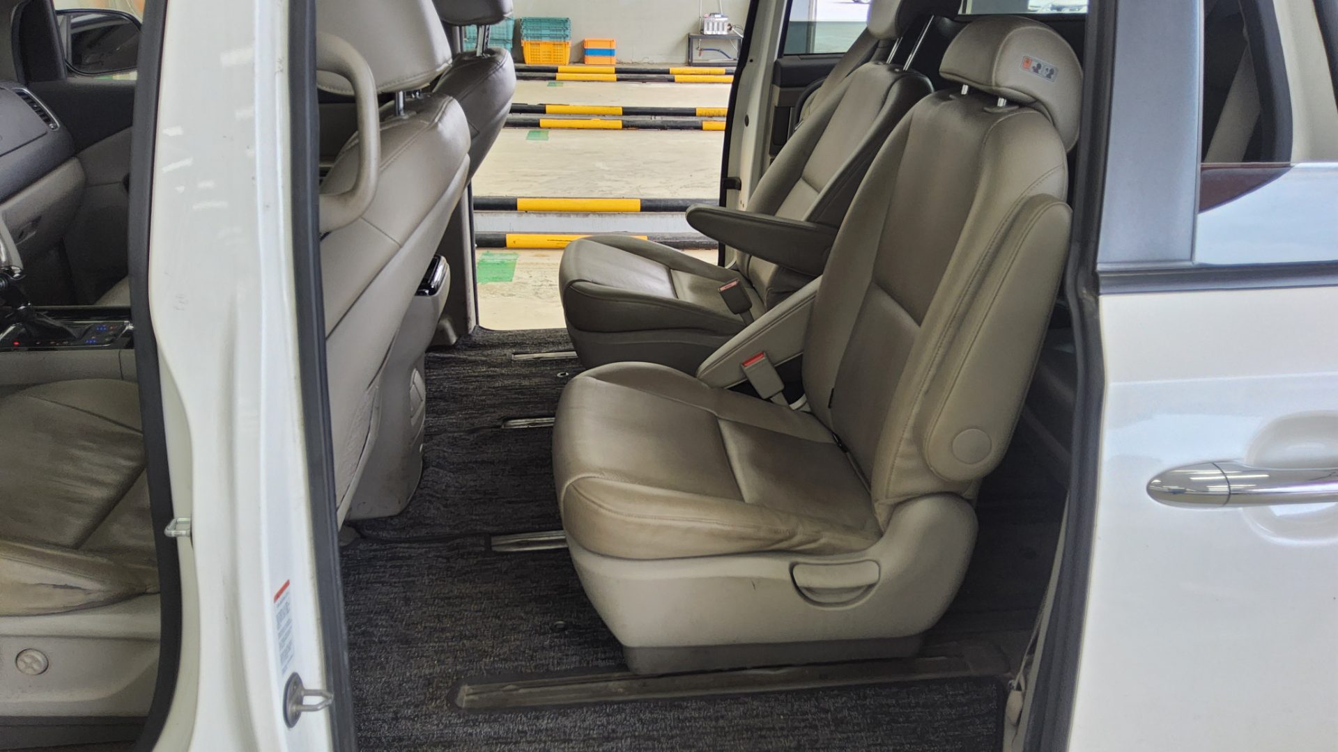 2016 - kia carnival