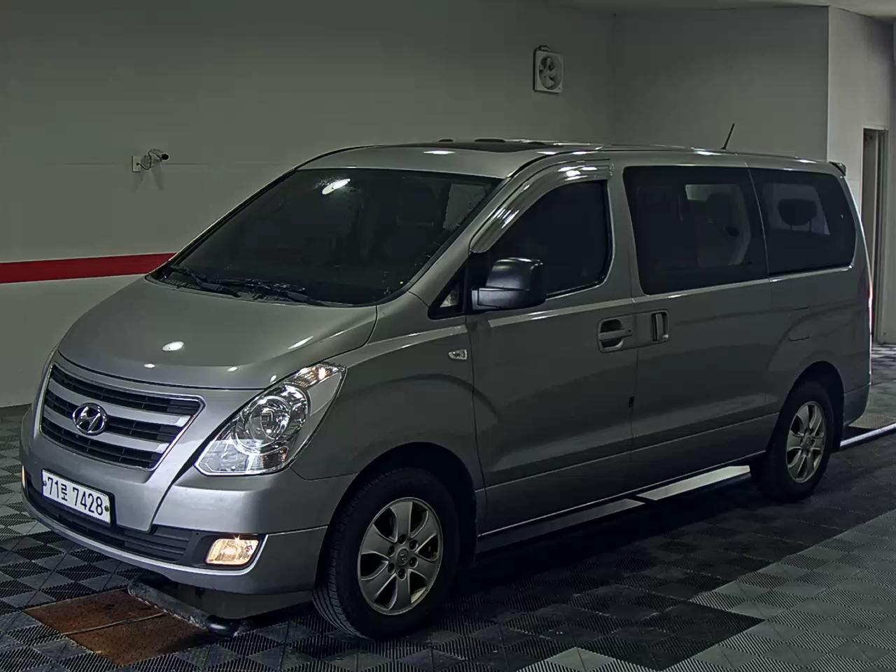2016 - hyundai grand starex