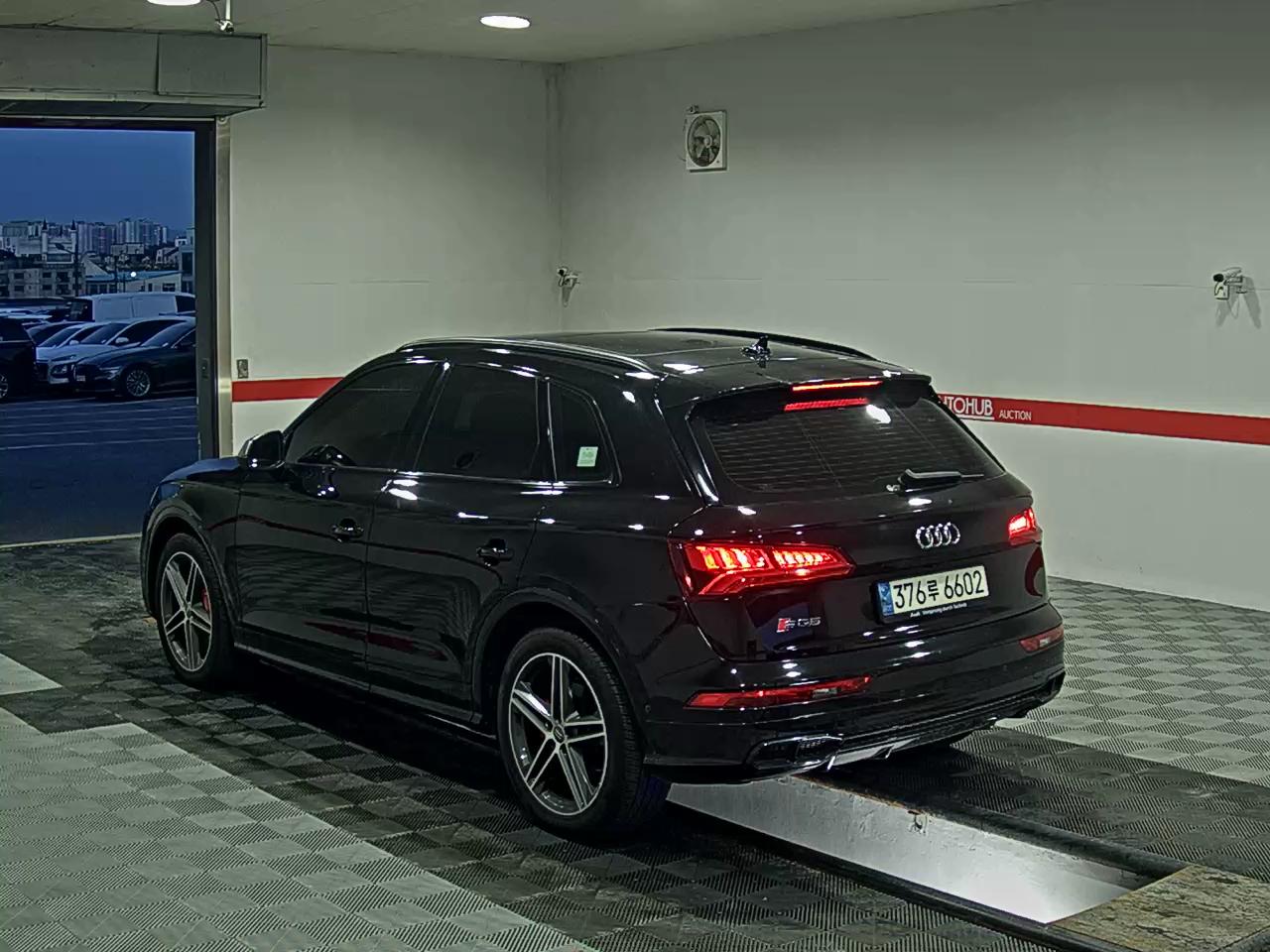 2020 - audi sq5