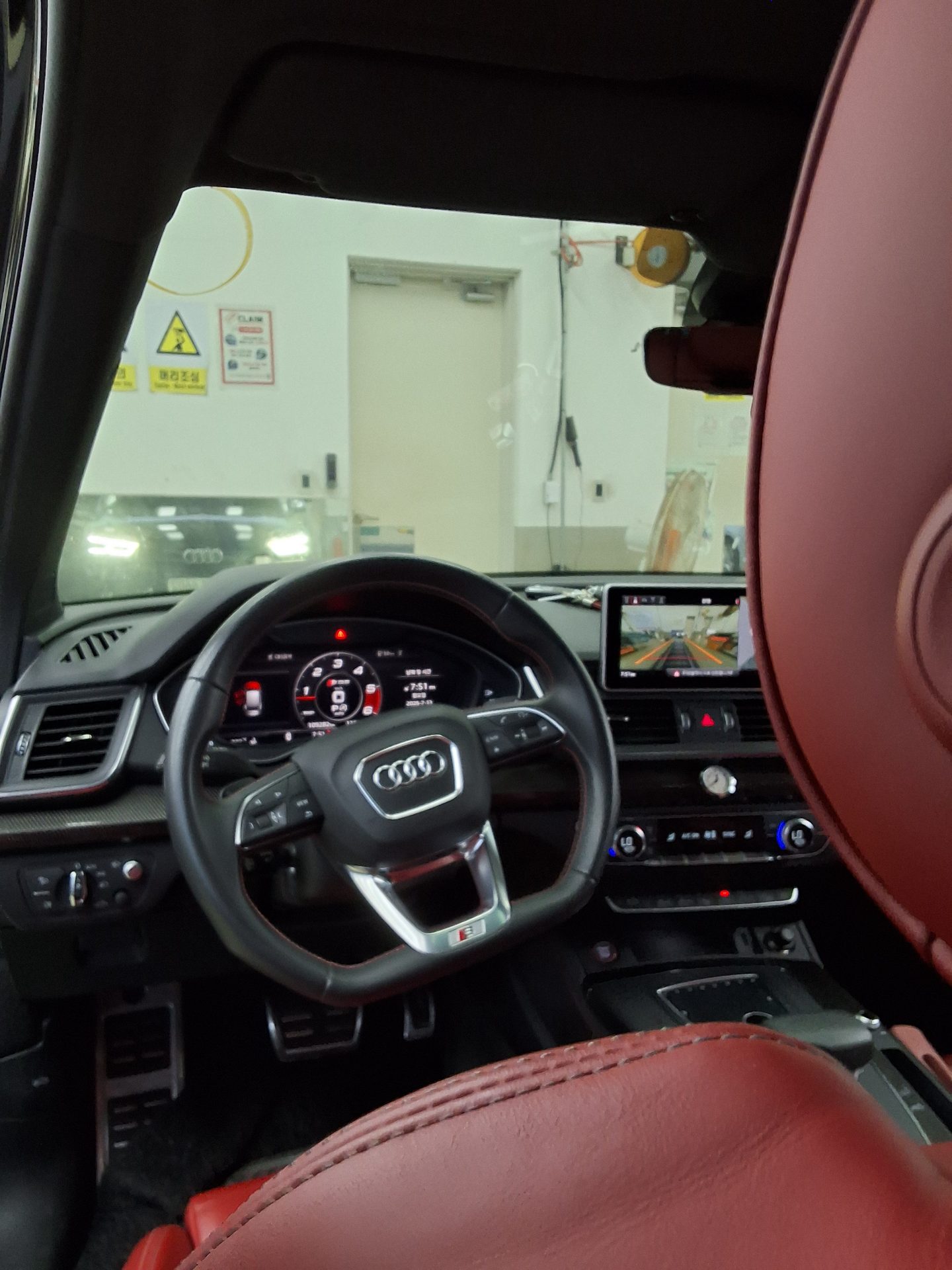 2020 - audi sq5