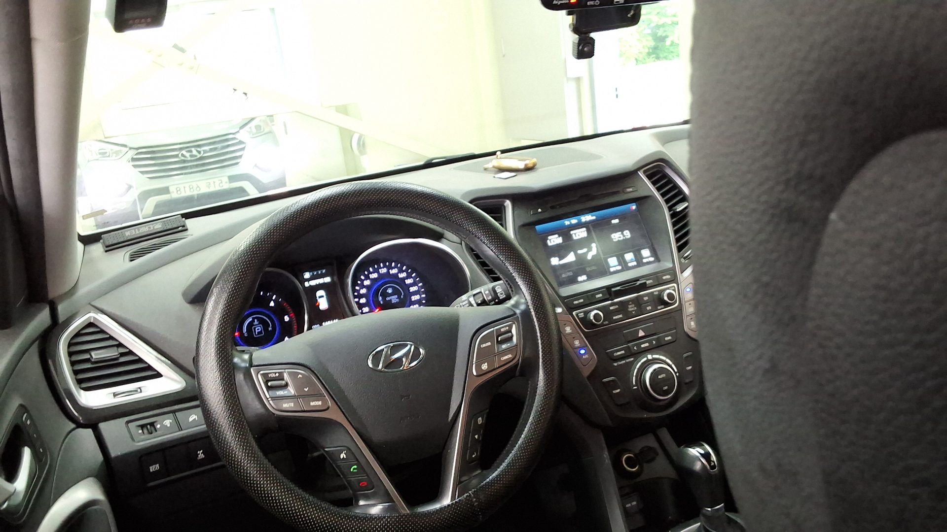 2016 - hyundai maxcruz