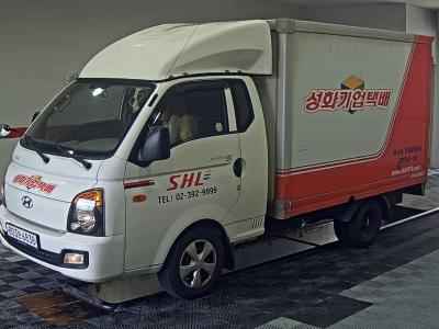 HYUNDAI PORTER II SUPER CAB EXTRA WHEELBASE SUPER