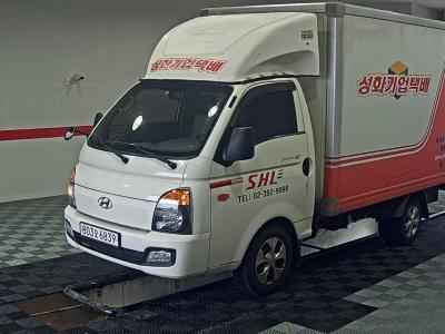 HYUNDAI PORTER II STANDARD CAB EXTRA WHEELBASE