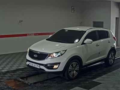 KIA SPORTAGE R