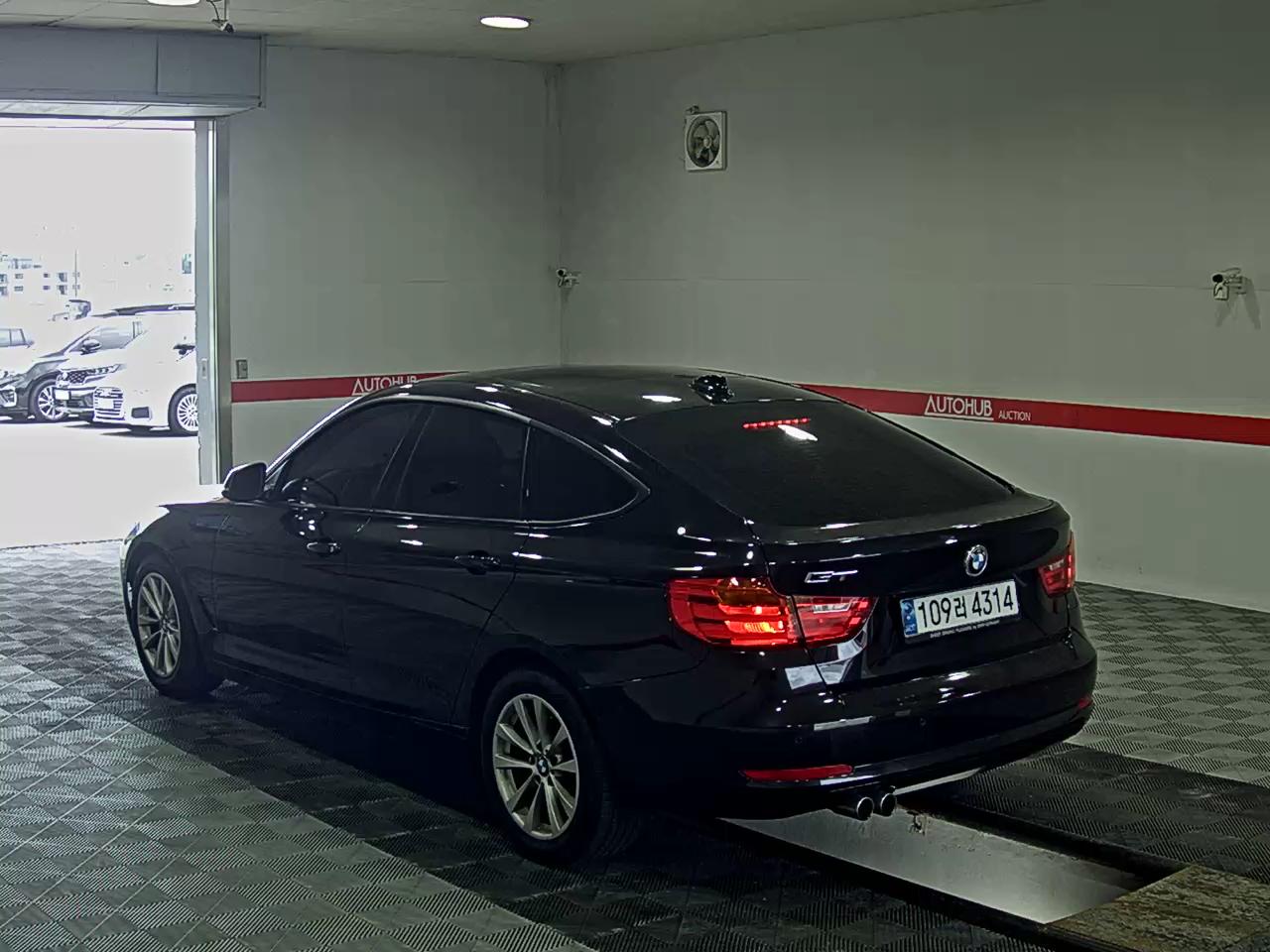 2016 - bmw gran turismo