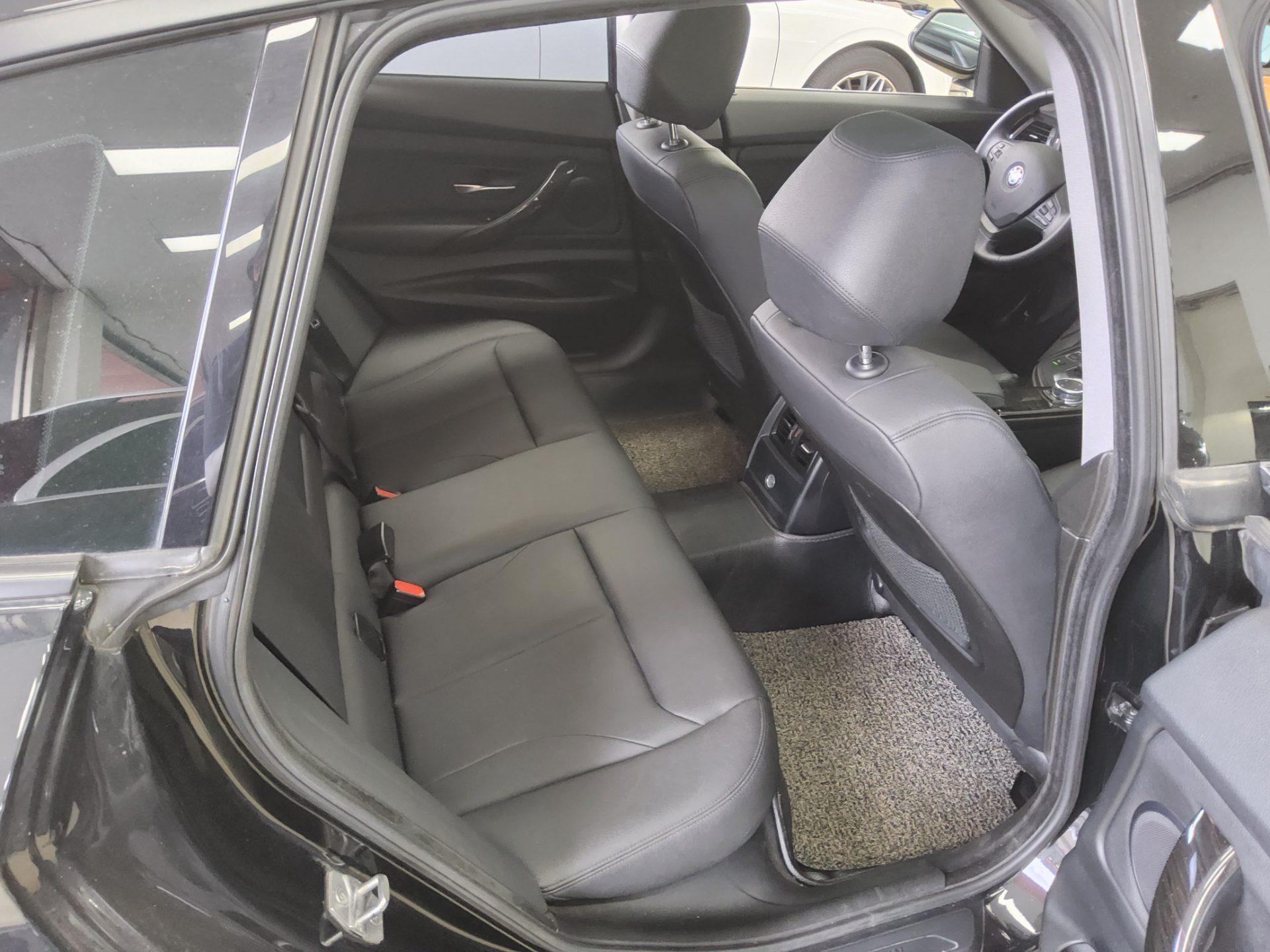 2016 - bmw gran turismo