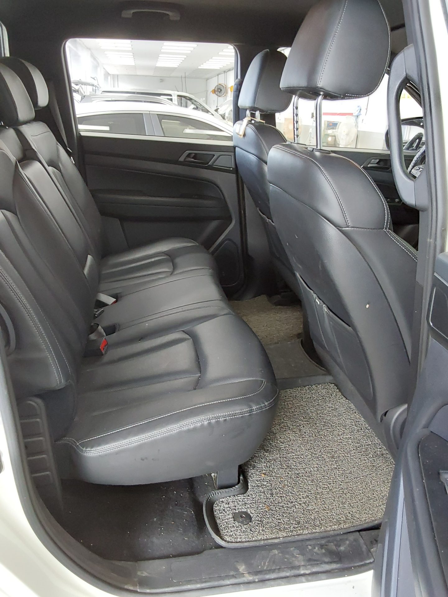 2021 - ssangyong rexton