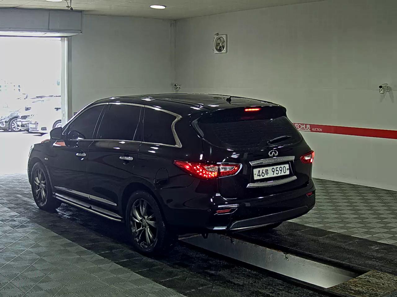 2013 - infiniti jx