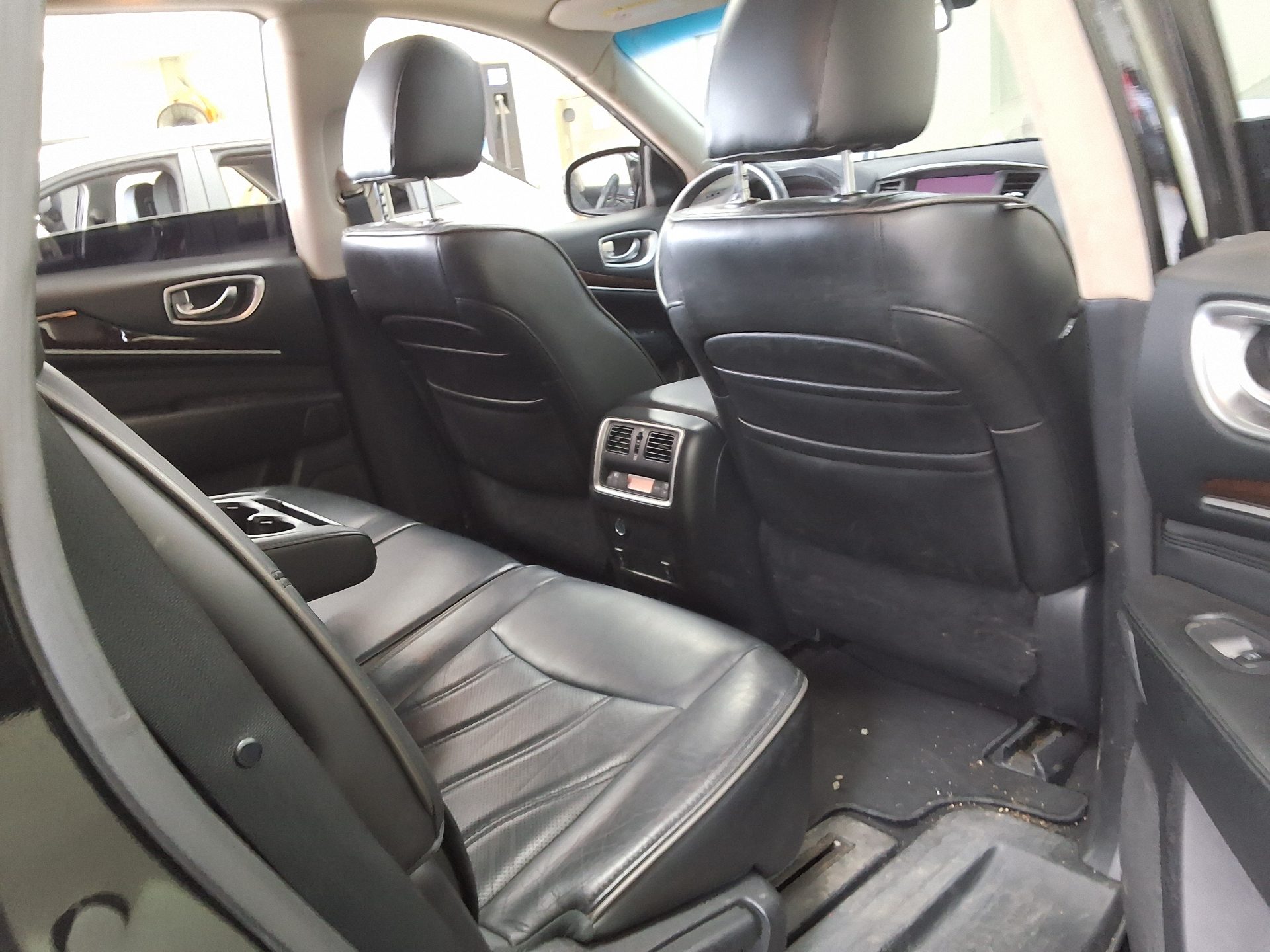 2013 - infiniti jx