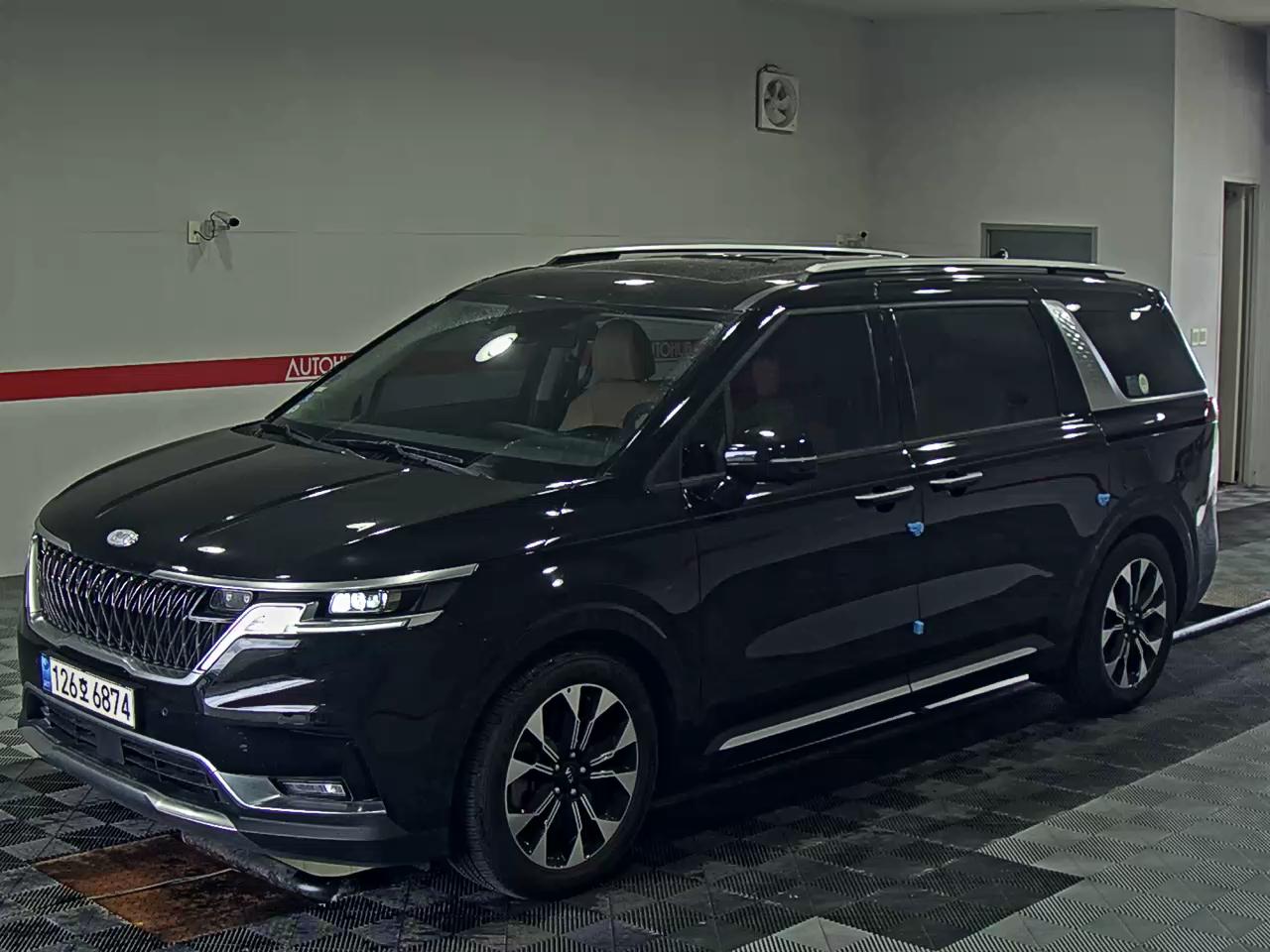 2021 - kia carnival