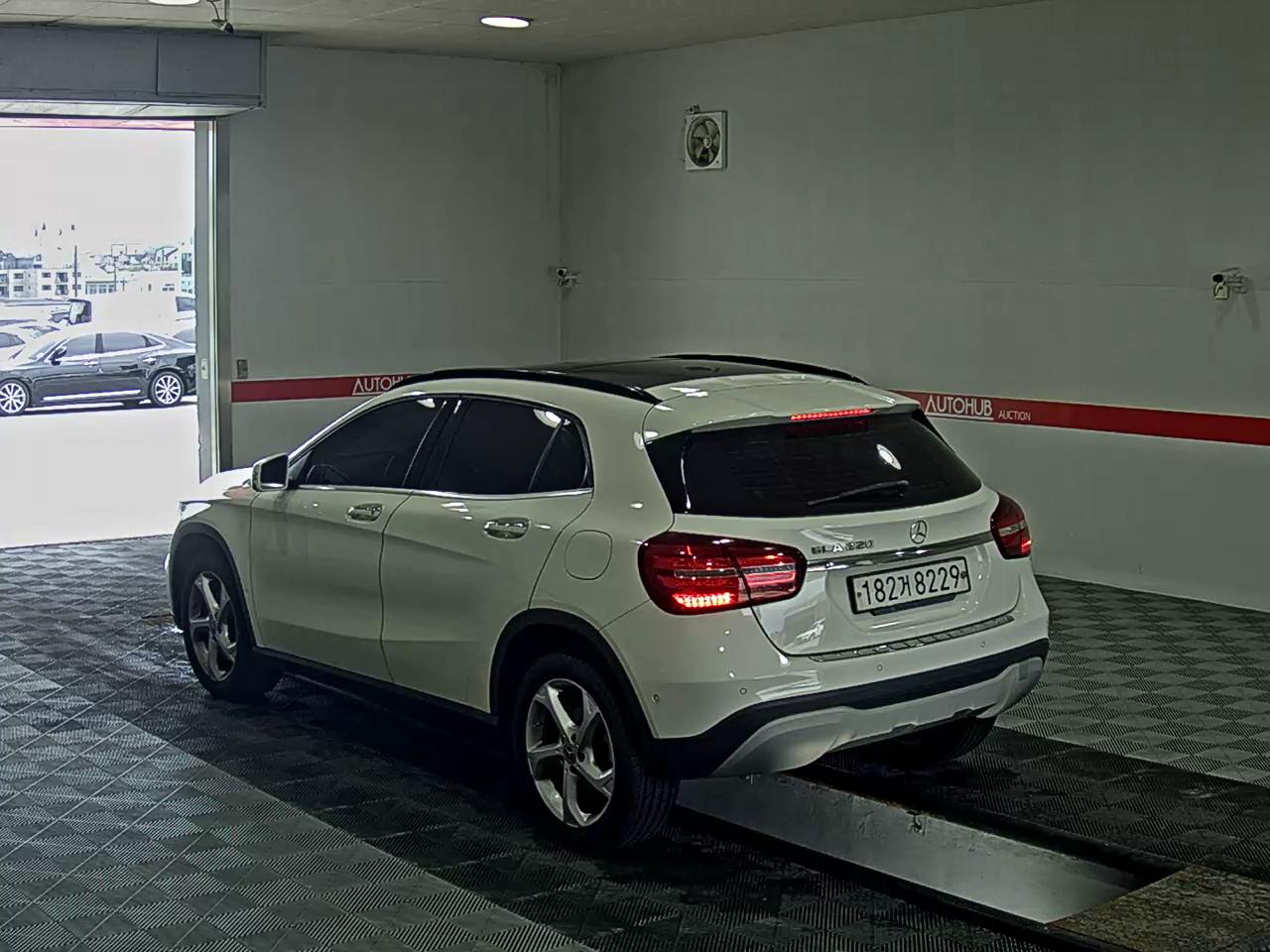 2018 - mercedes-benz gla 220