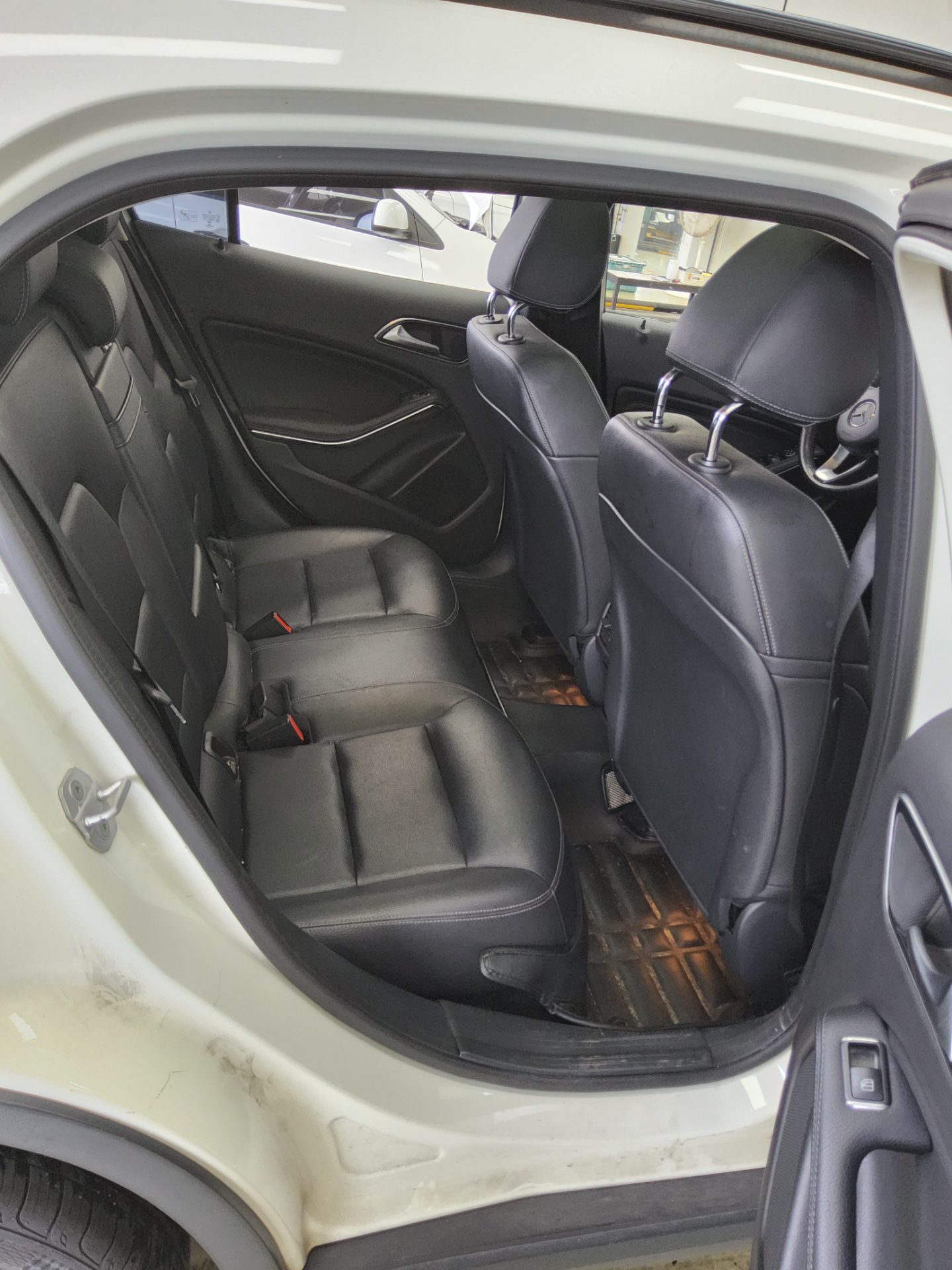 2018 - mercedes-benz gla 220
