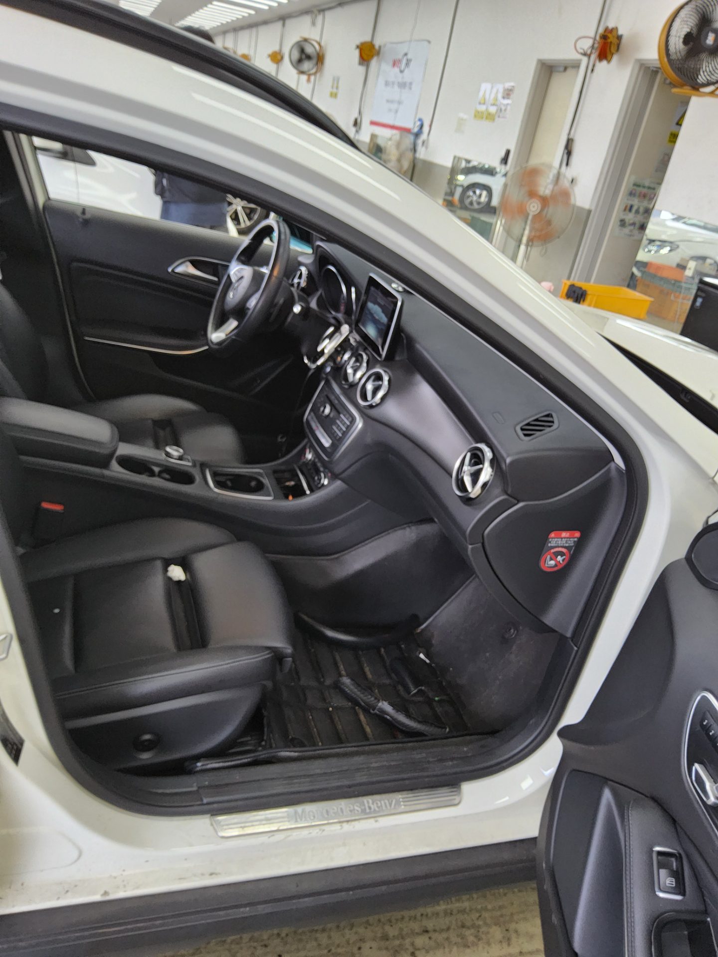 2018 - mercedes-benz gla 220