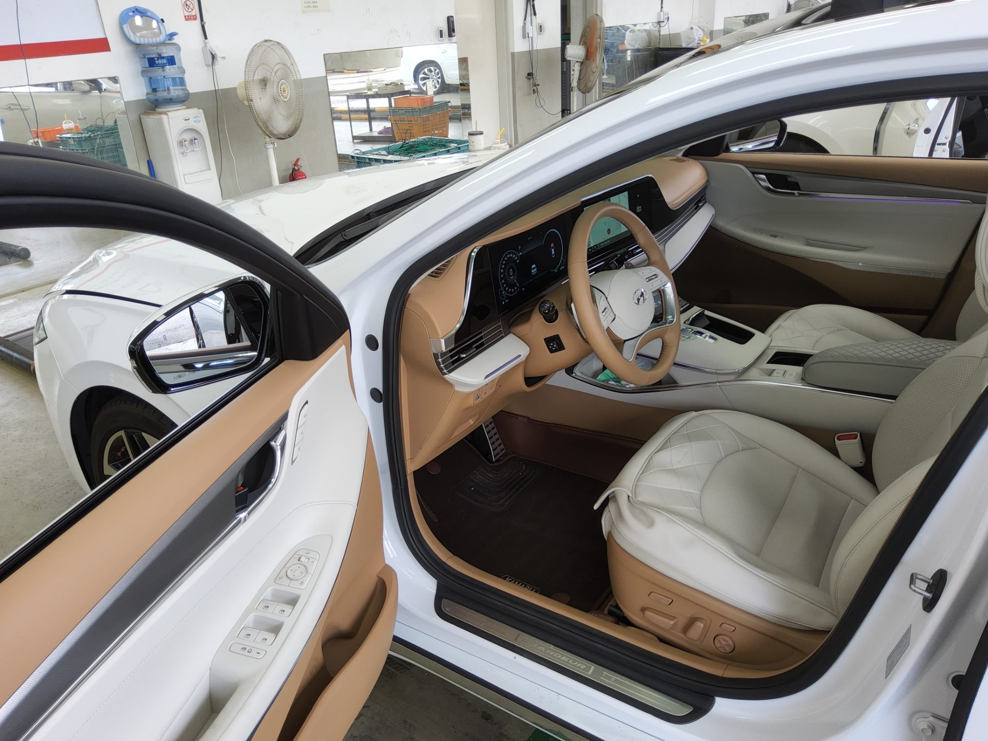 2023 - hyundai grandeur
