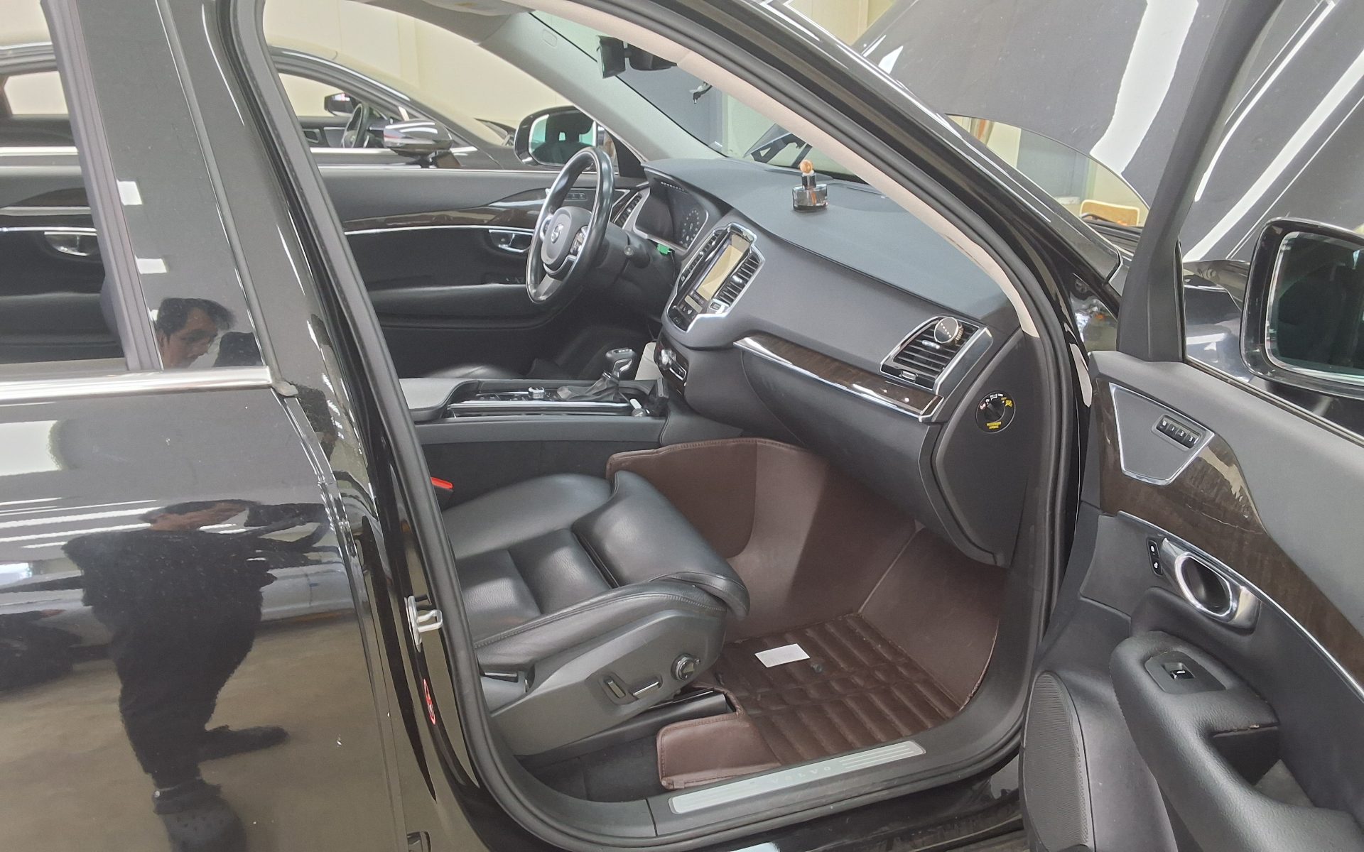2017 - volvo xc90