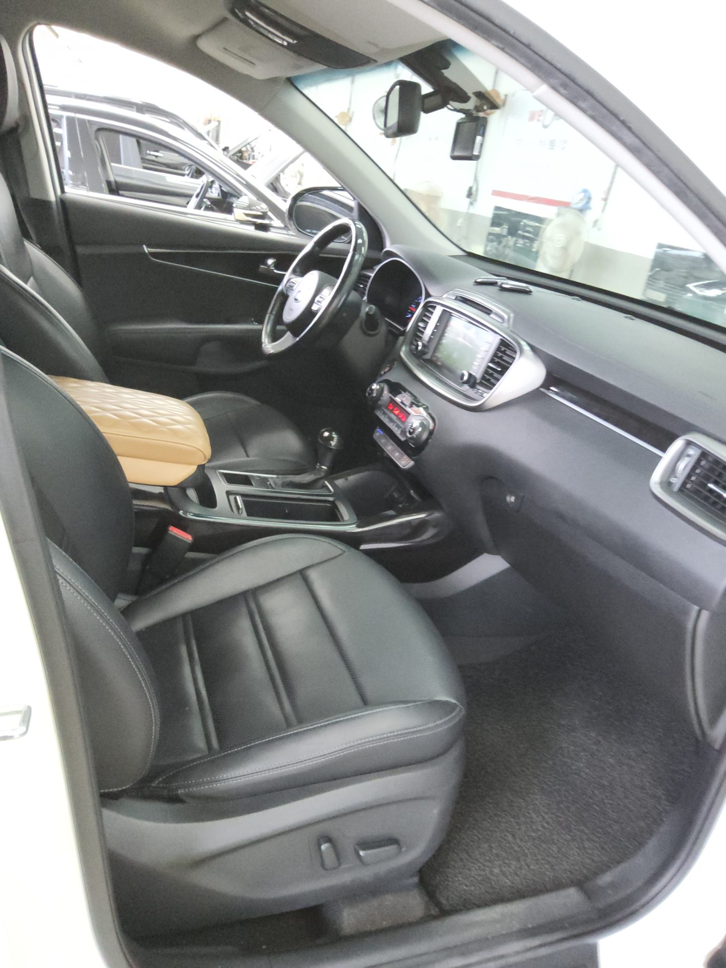 2016 - kia sorento