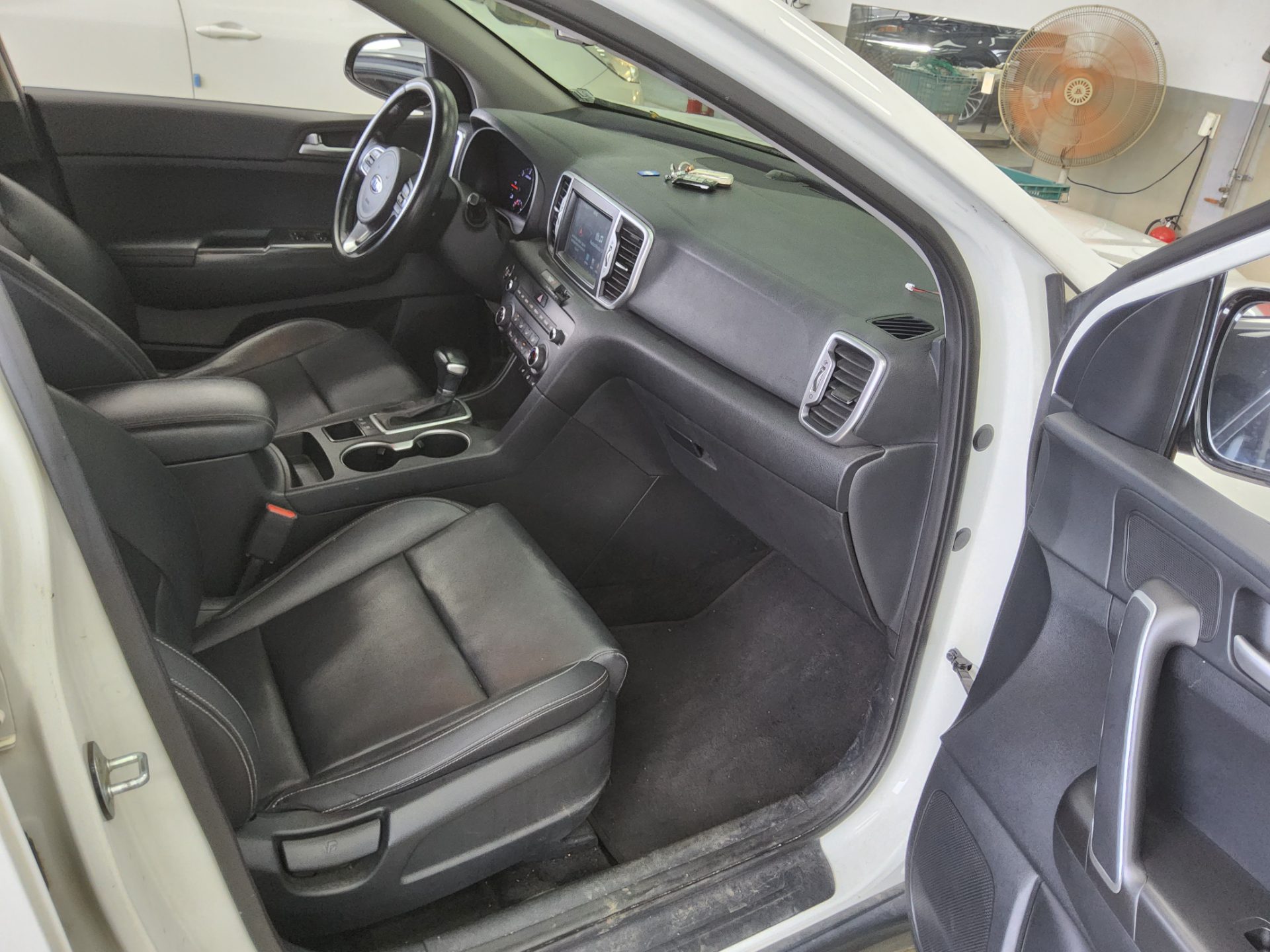 2016 - kia sportage
