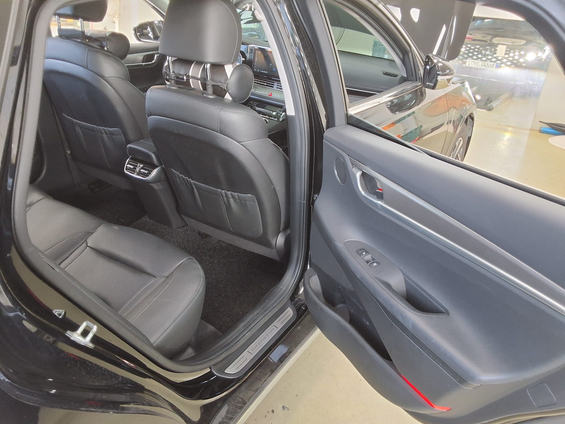 2021 - hyundai grandeur