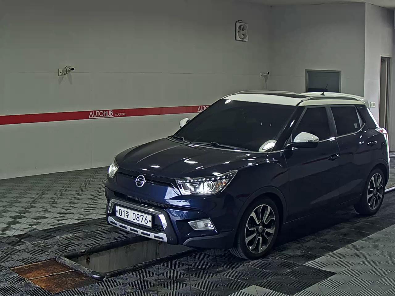 KG MOBILITY (SSANGYONG) TIVOLI LX