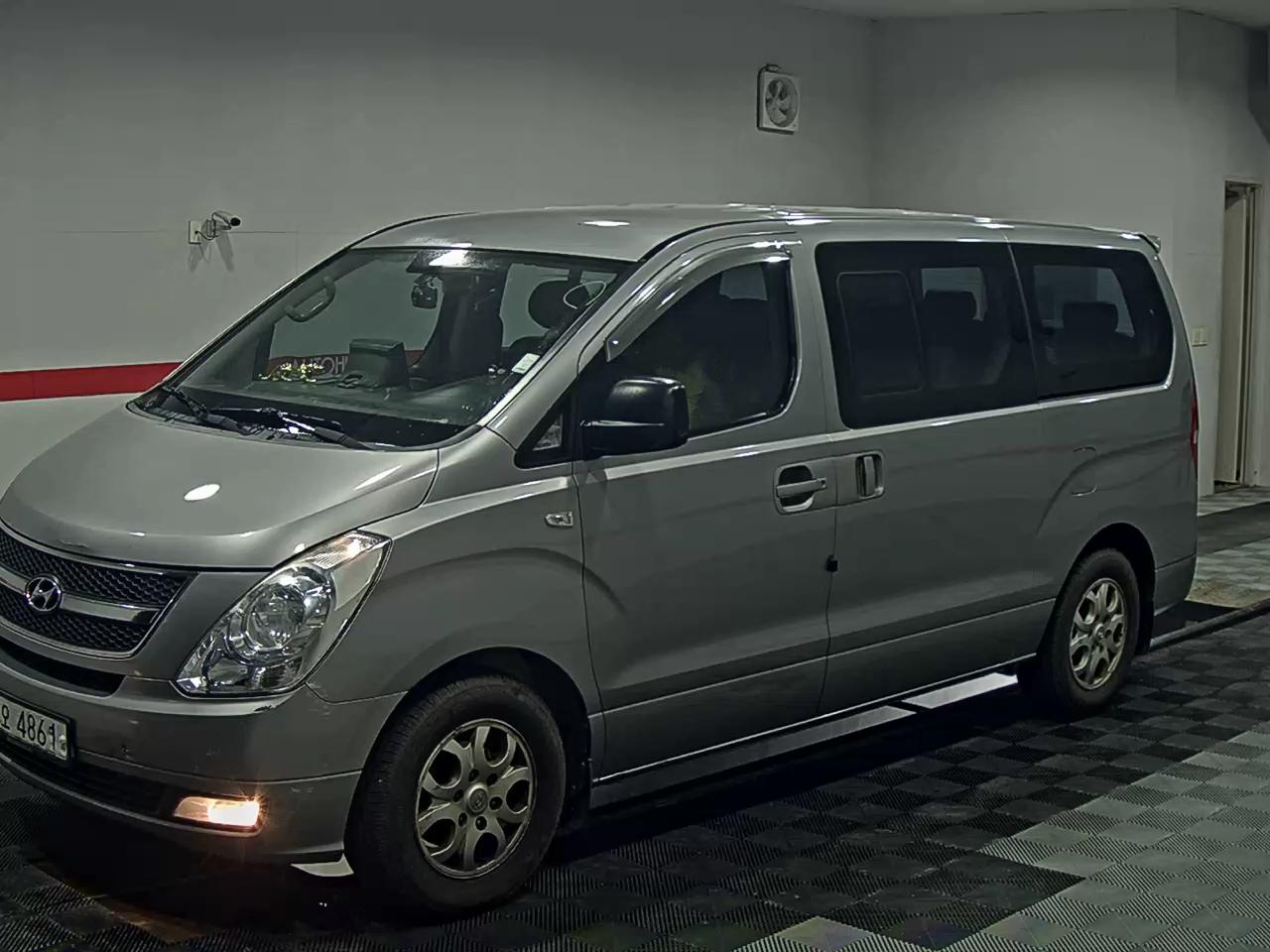 2014 - hyundai grand starex