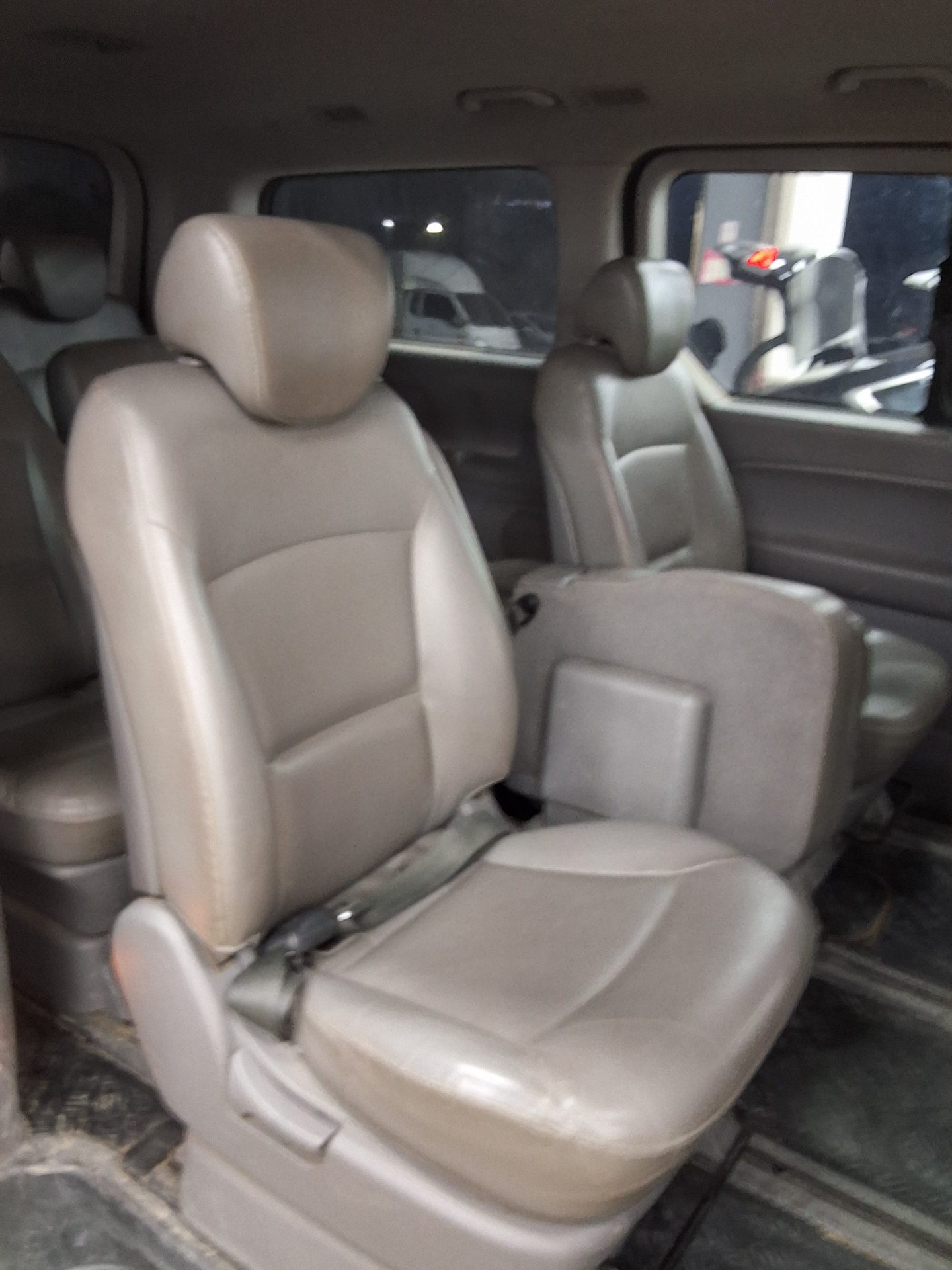 2014 - hyundai grand starex