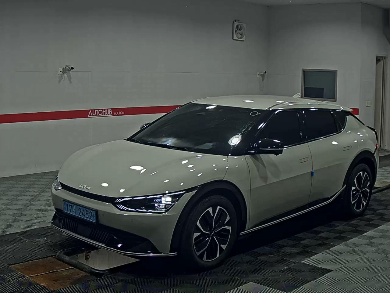 2023 - kia ev6