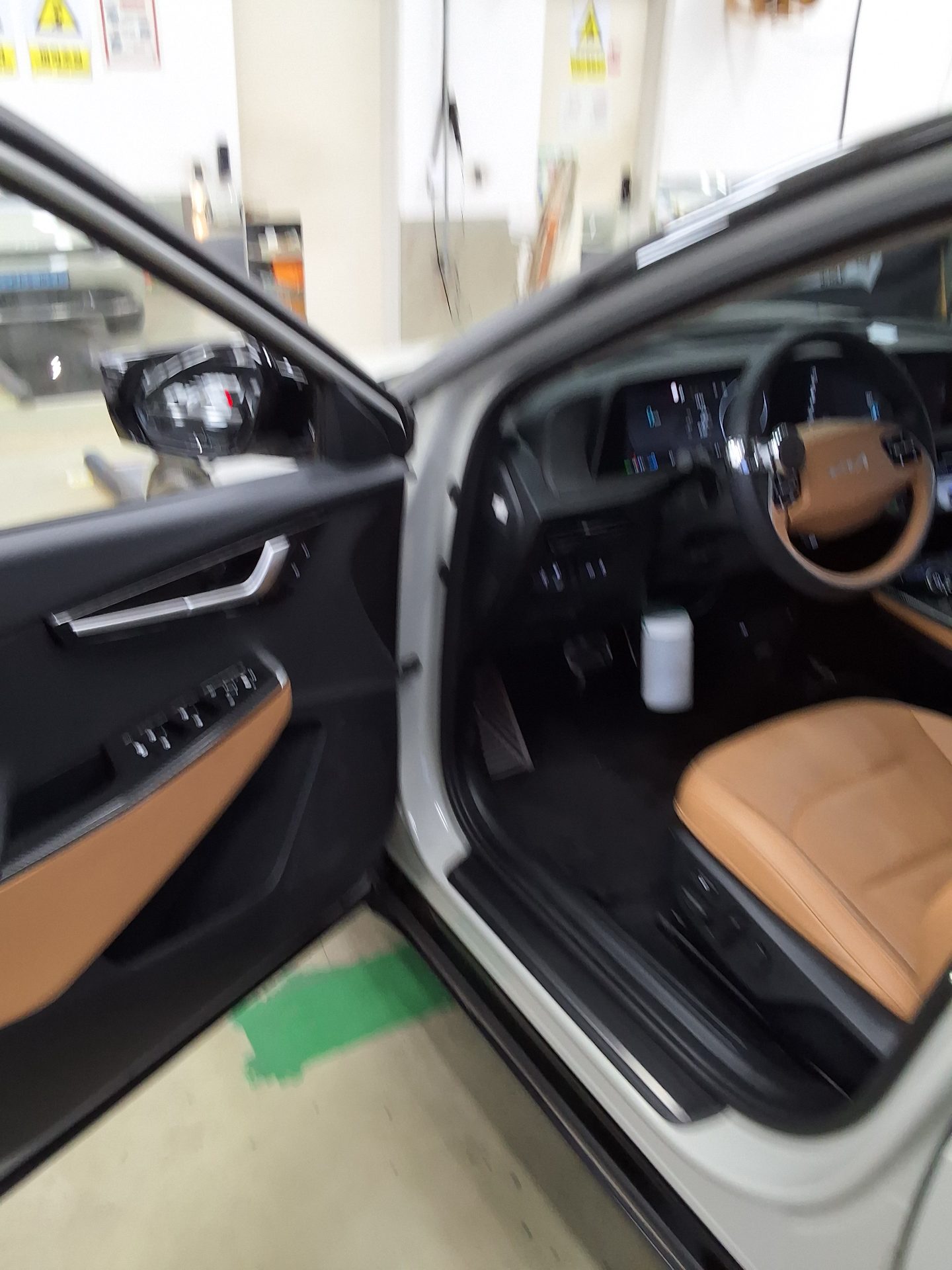 2023 - kia ev6