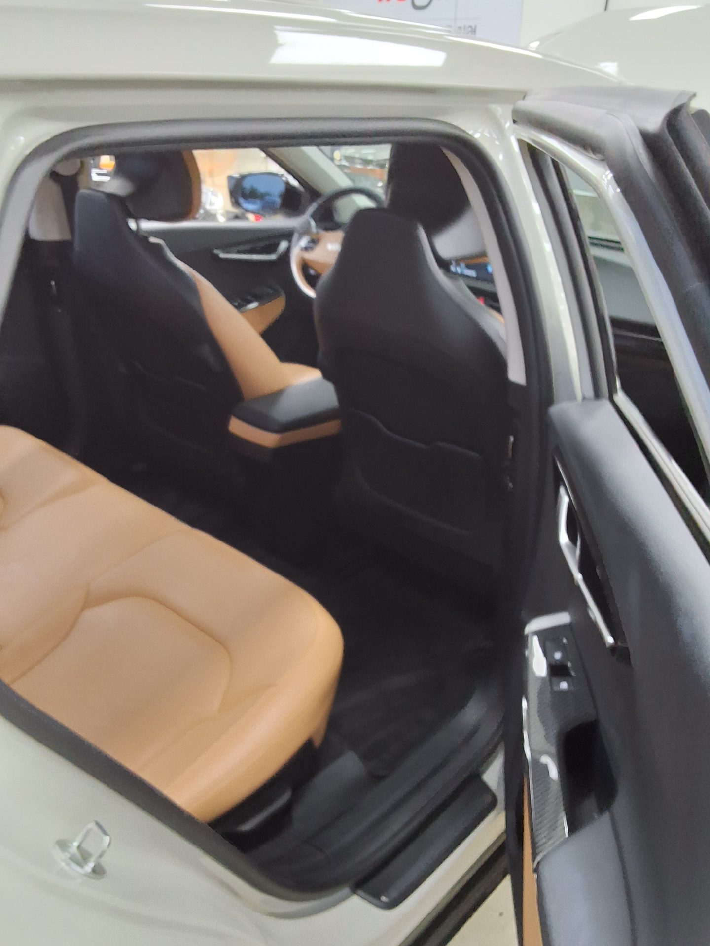 2023 - kia ev6