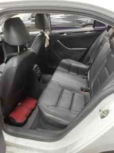 فولكس فاجن Jetta (6Th Gen) 2.0 Tdi Bluemotion بريميوم 2015 بريميوم