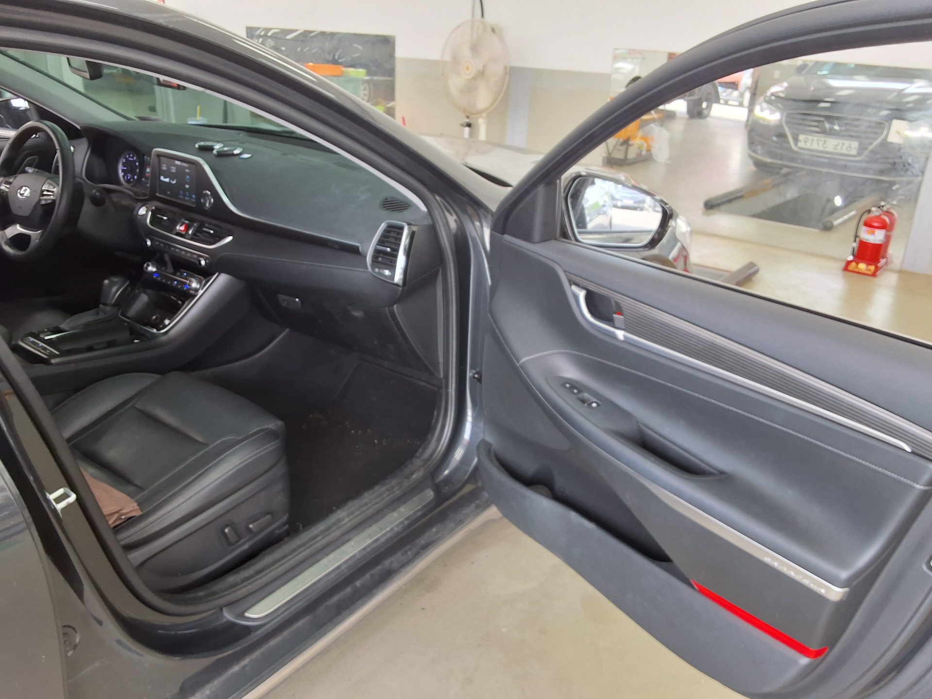 2019 - hyundai grandeur