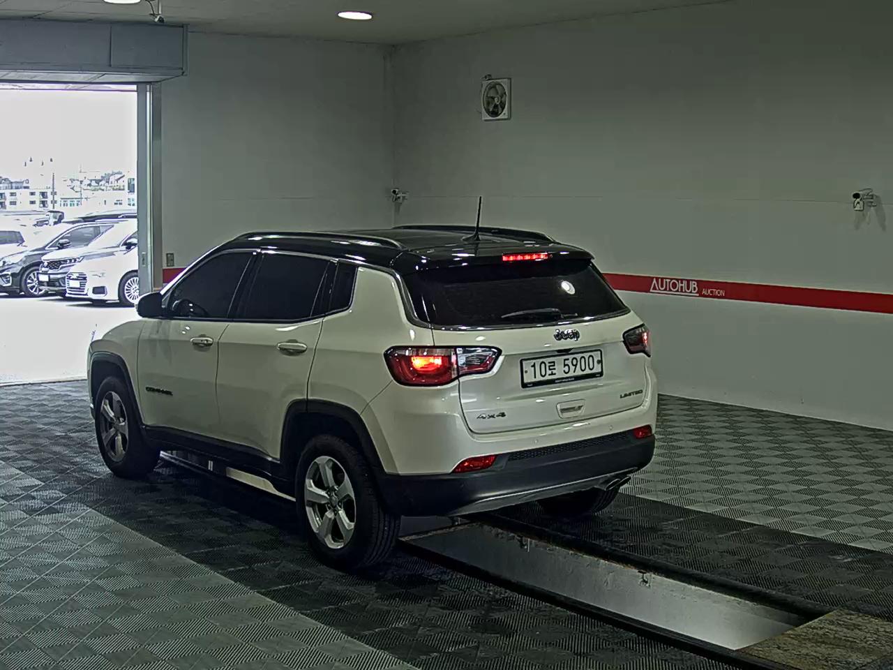 2018 - jeep compass