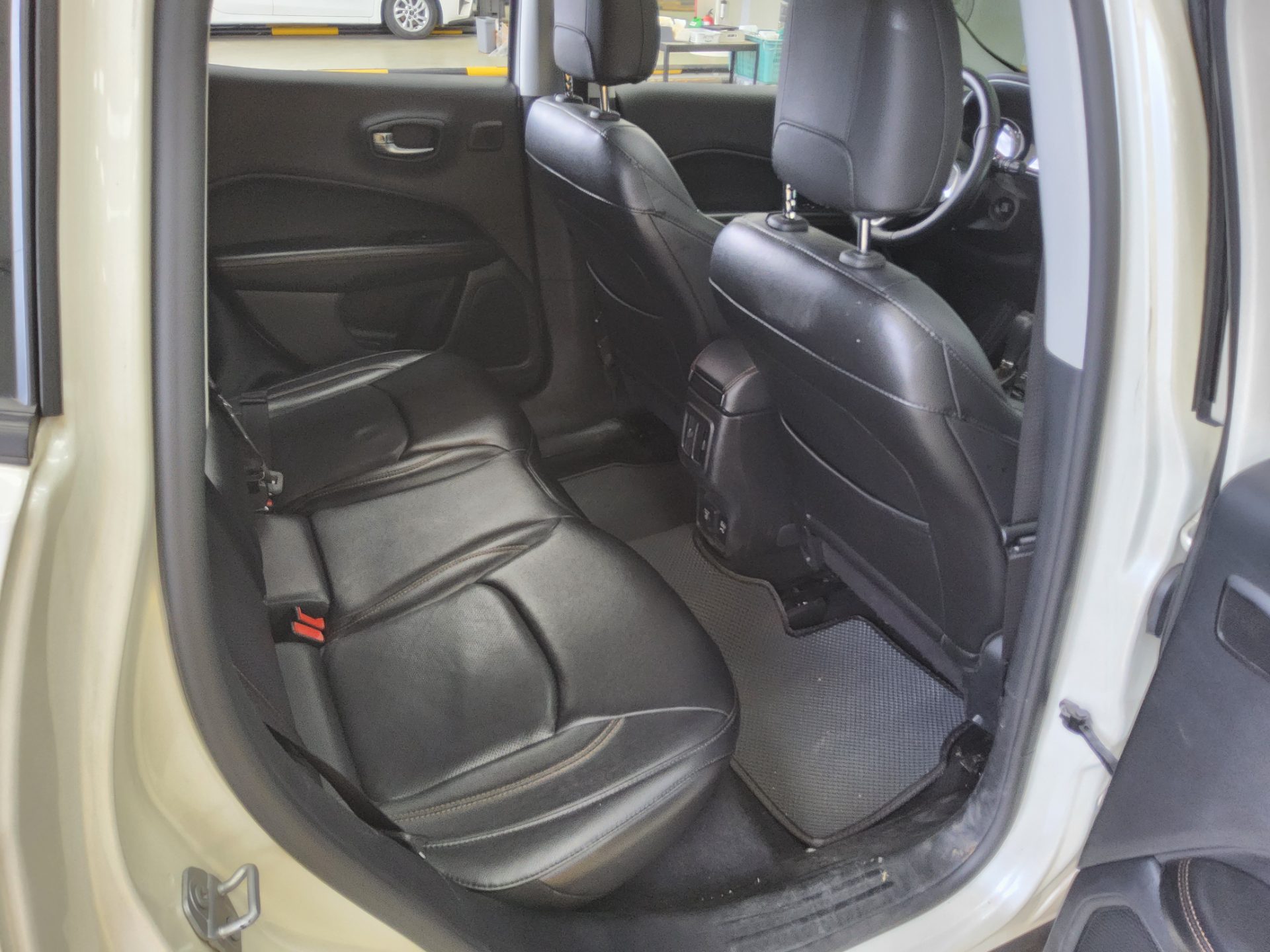 2018 - jeep compass