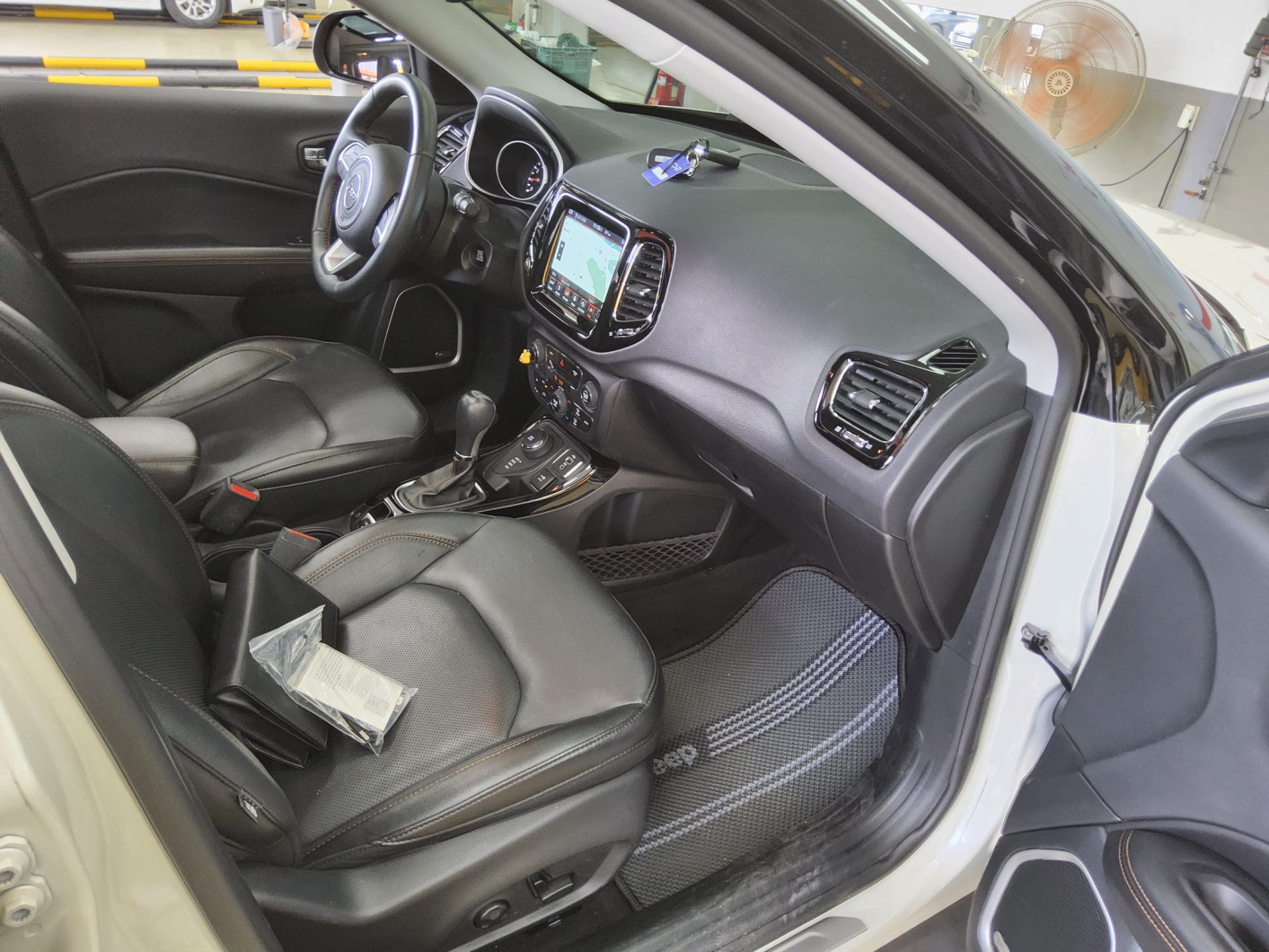 2018 - jeep compass