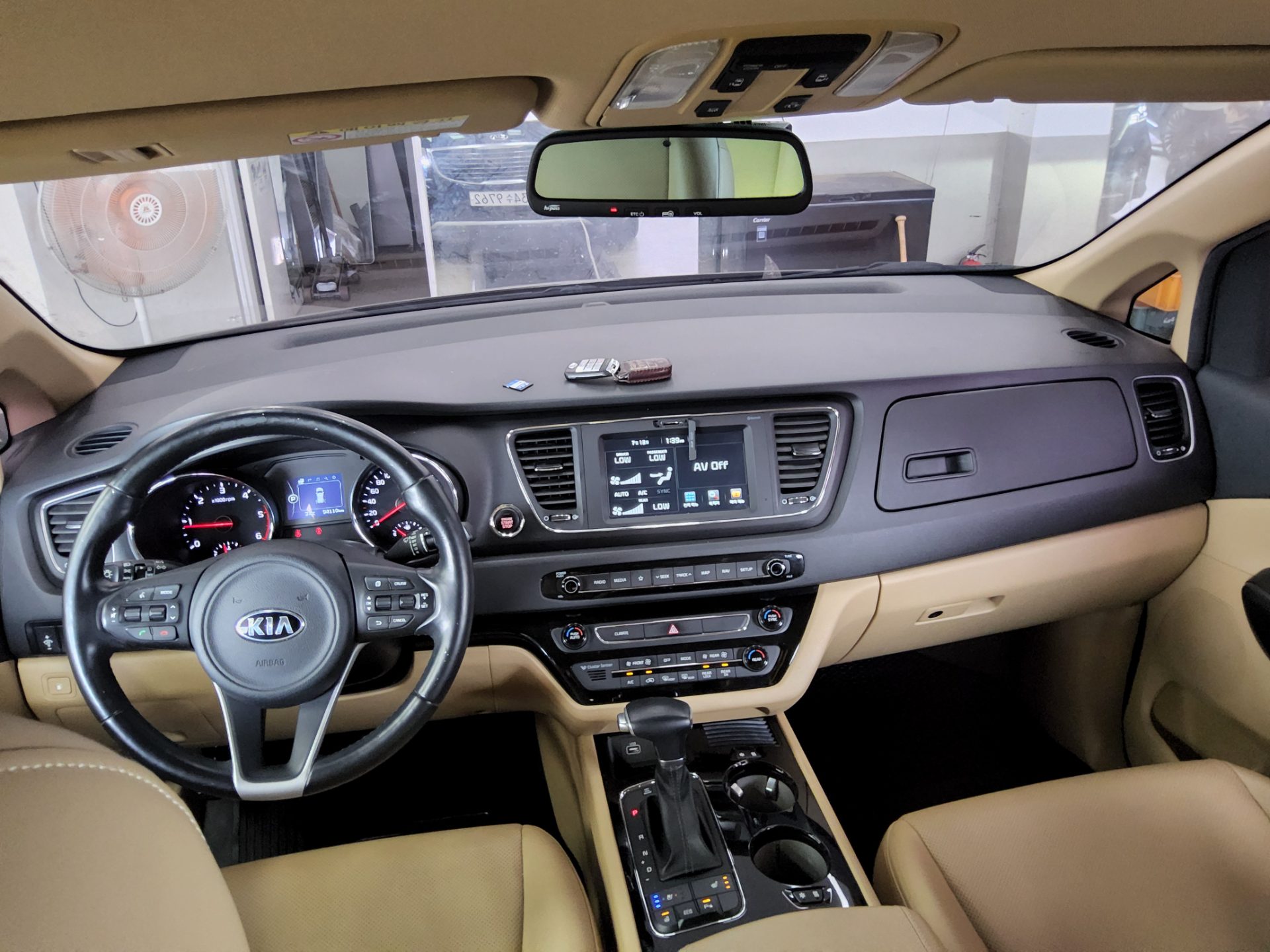 2018 - kia carnival