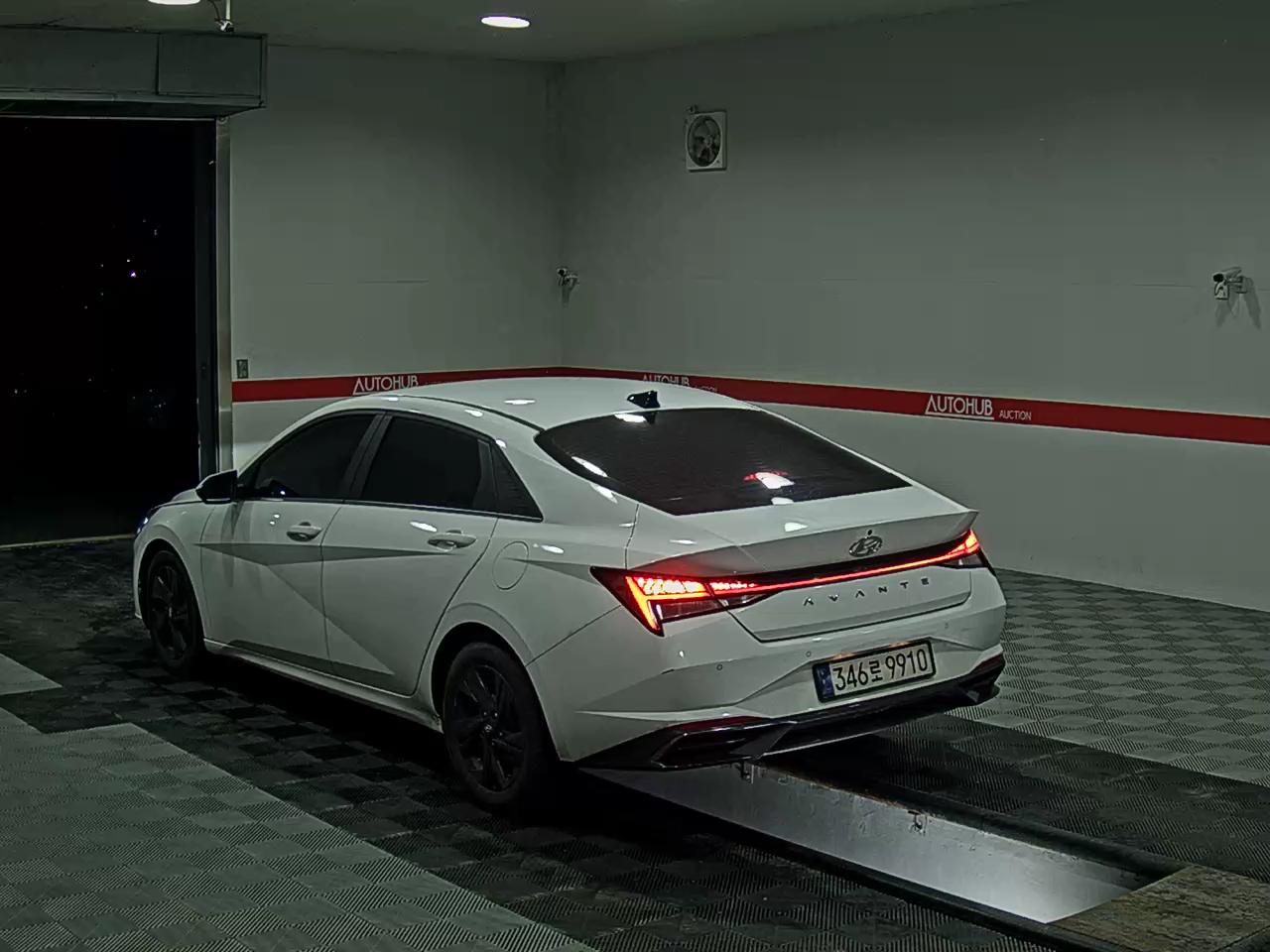 2021 - hyundai avante