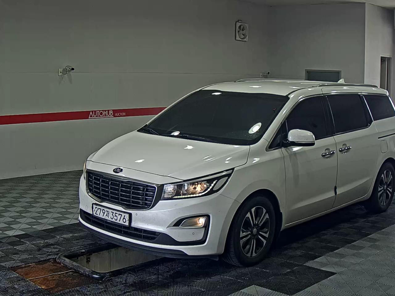 2019 - kia carnival