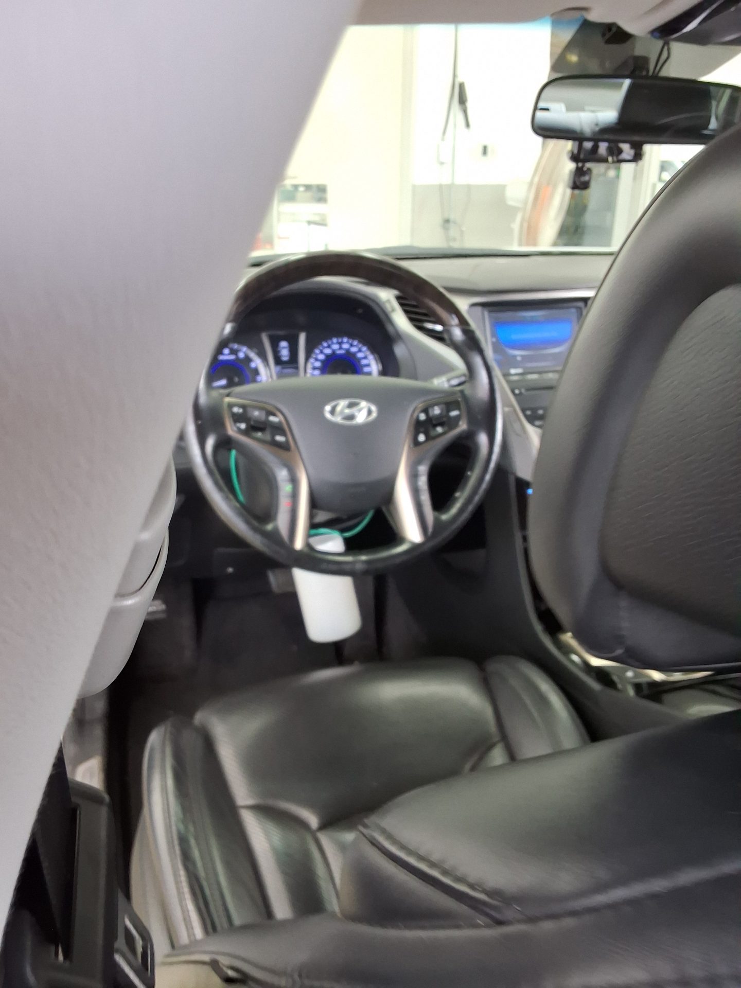 2012 - hyundai grandeur