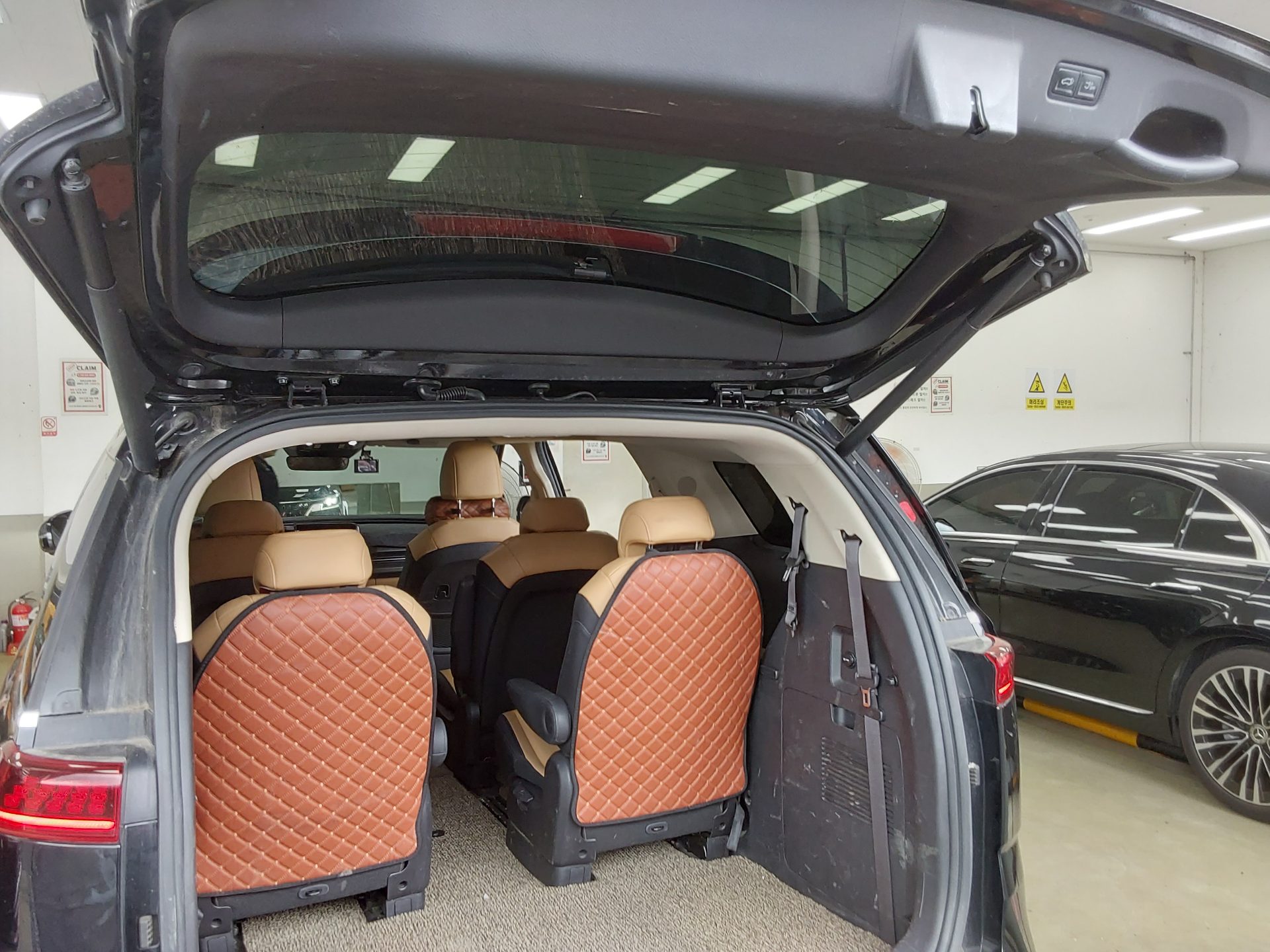 2021 - kia carnival