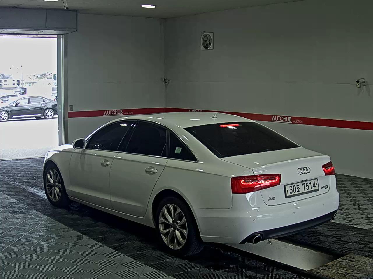 2012 - audi a6