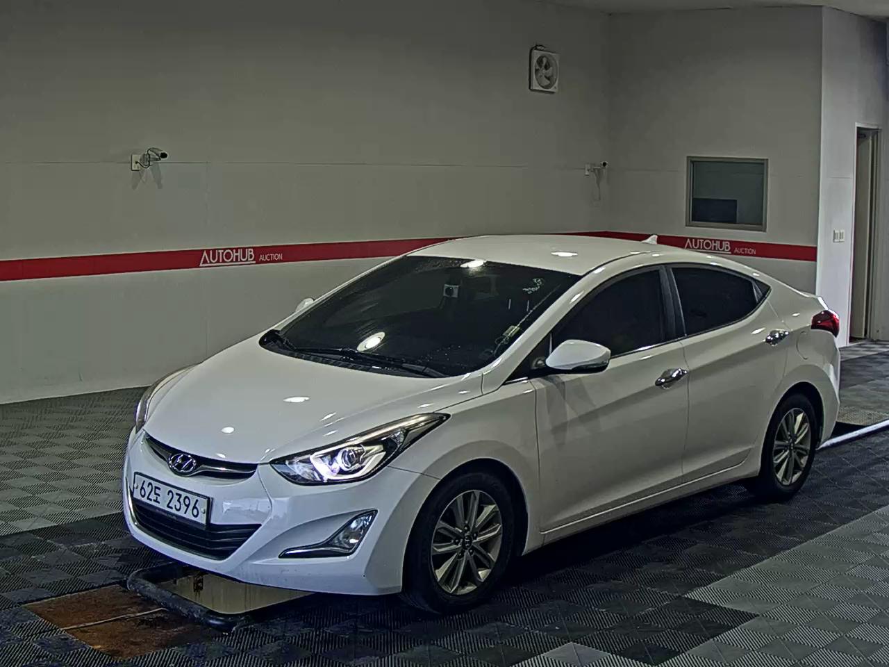 2014 - hyundai avante