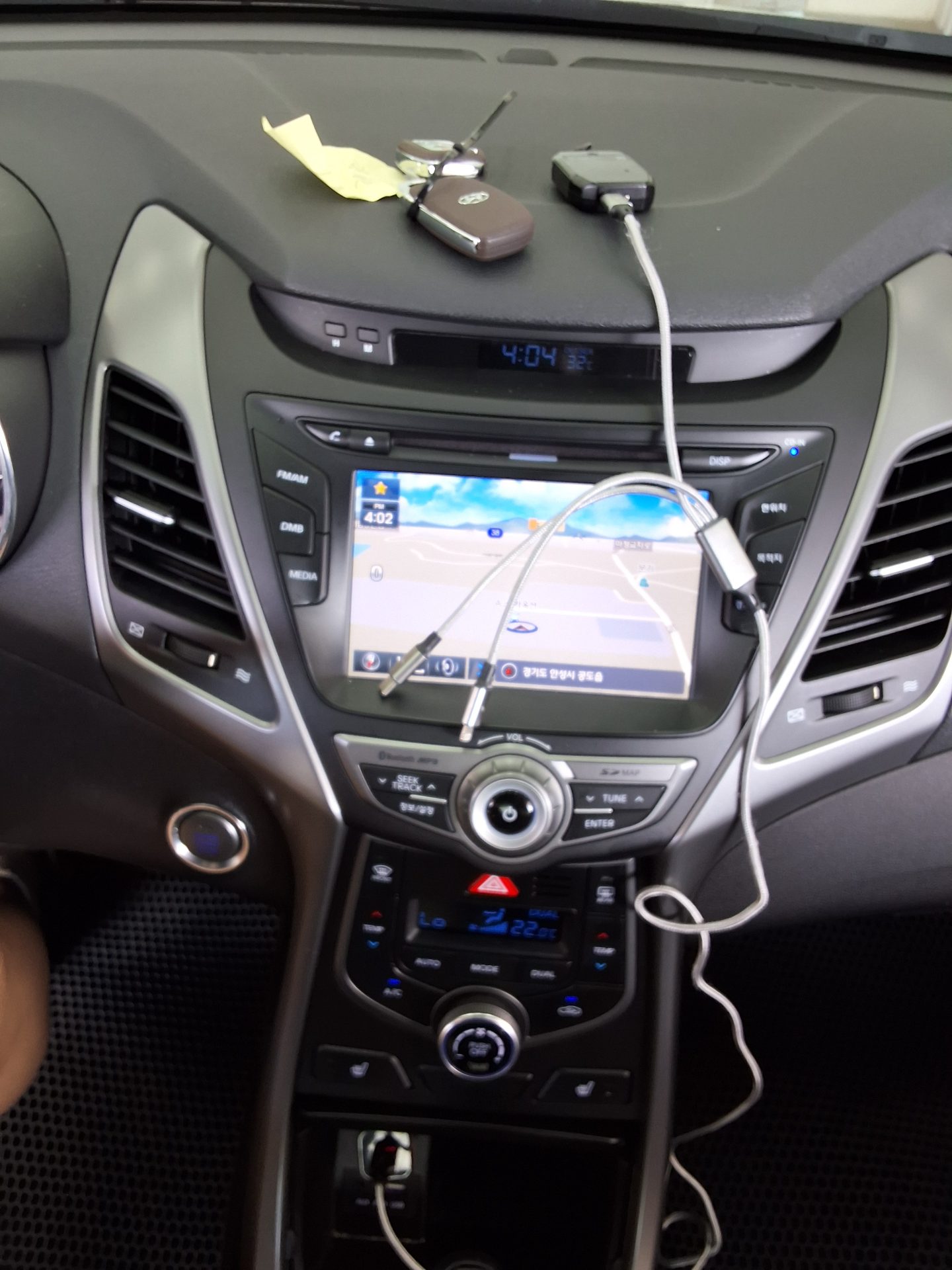 2014 - hyundai avante