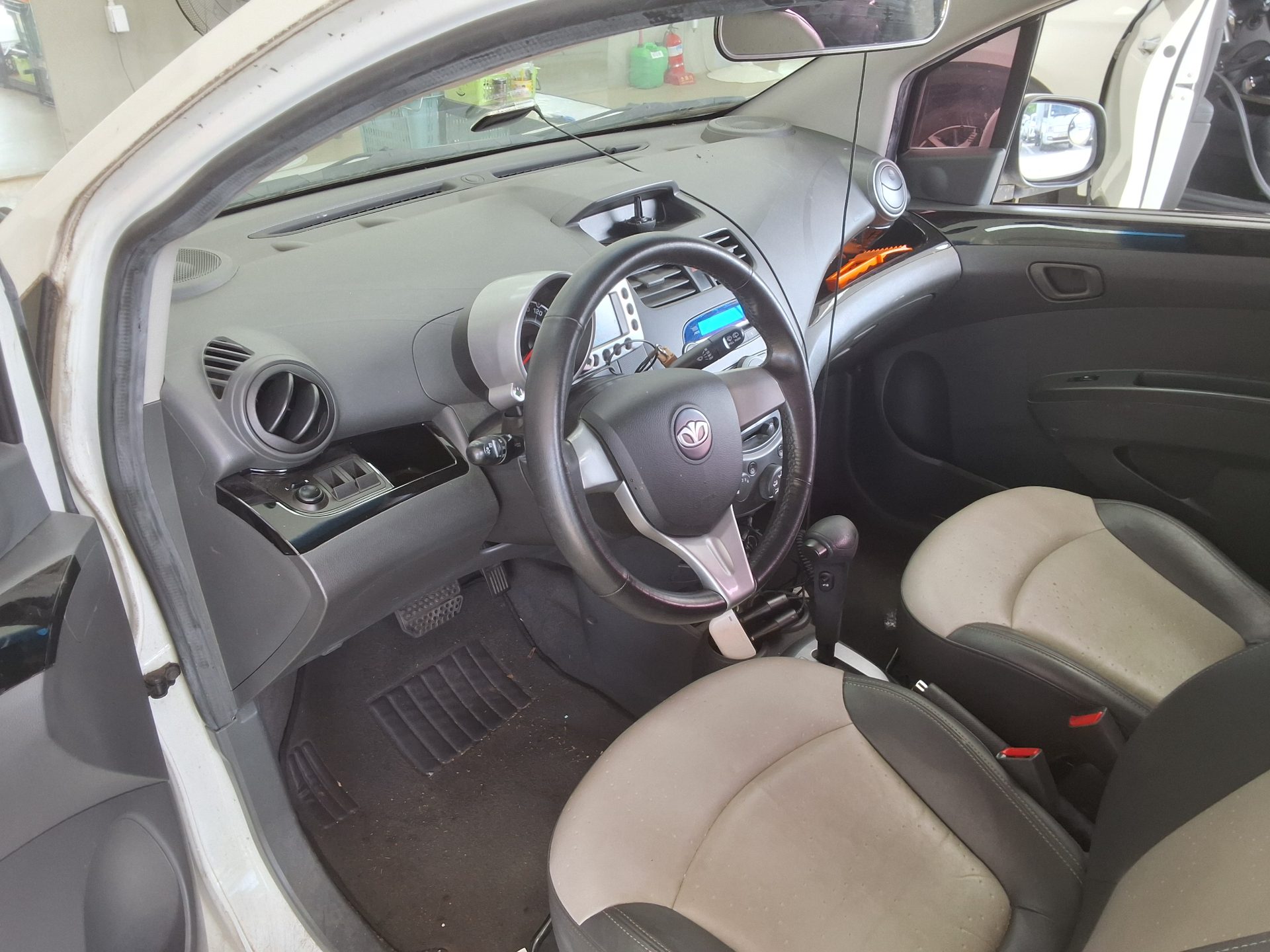 2011 - chevrolet matiz