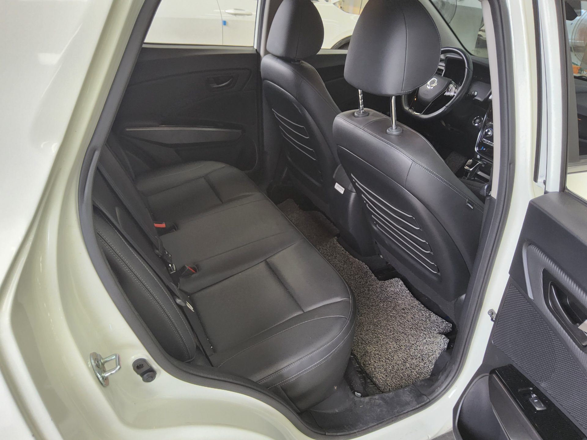 2021 - ssangyong tivoli