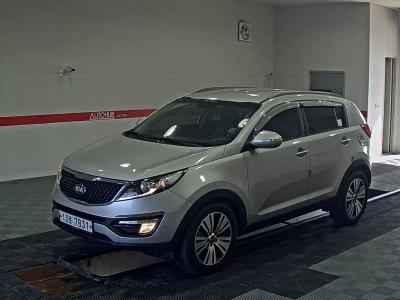 KIA SPORTAGE R