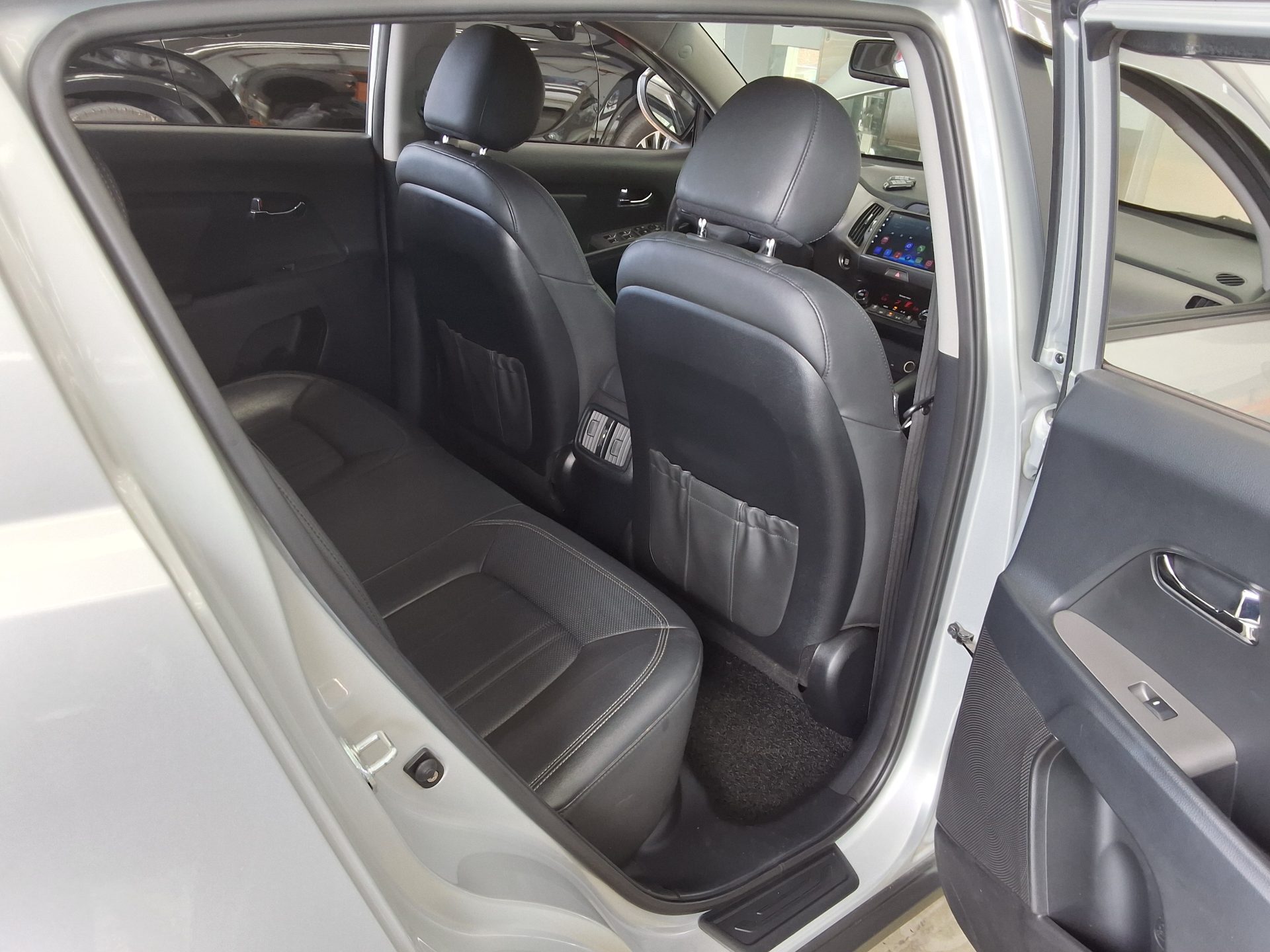 2014 - kia sportage