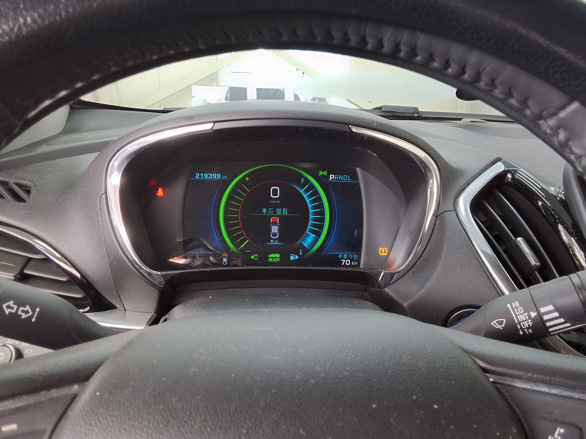 2017 - chevrolet bolt