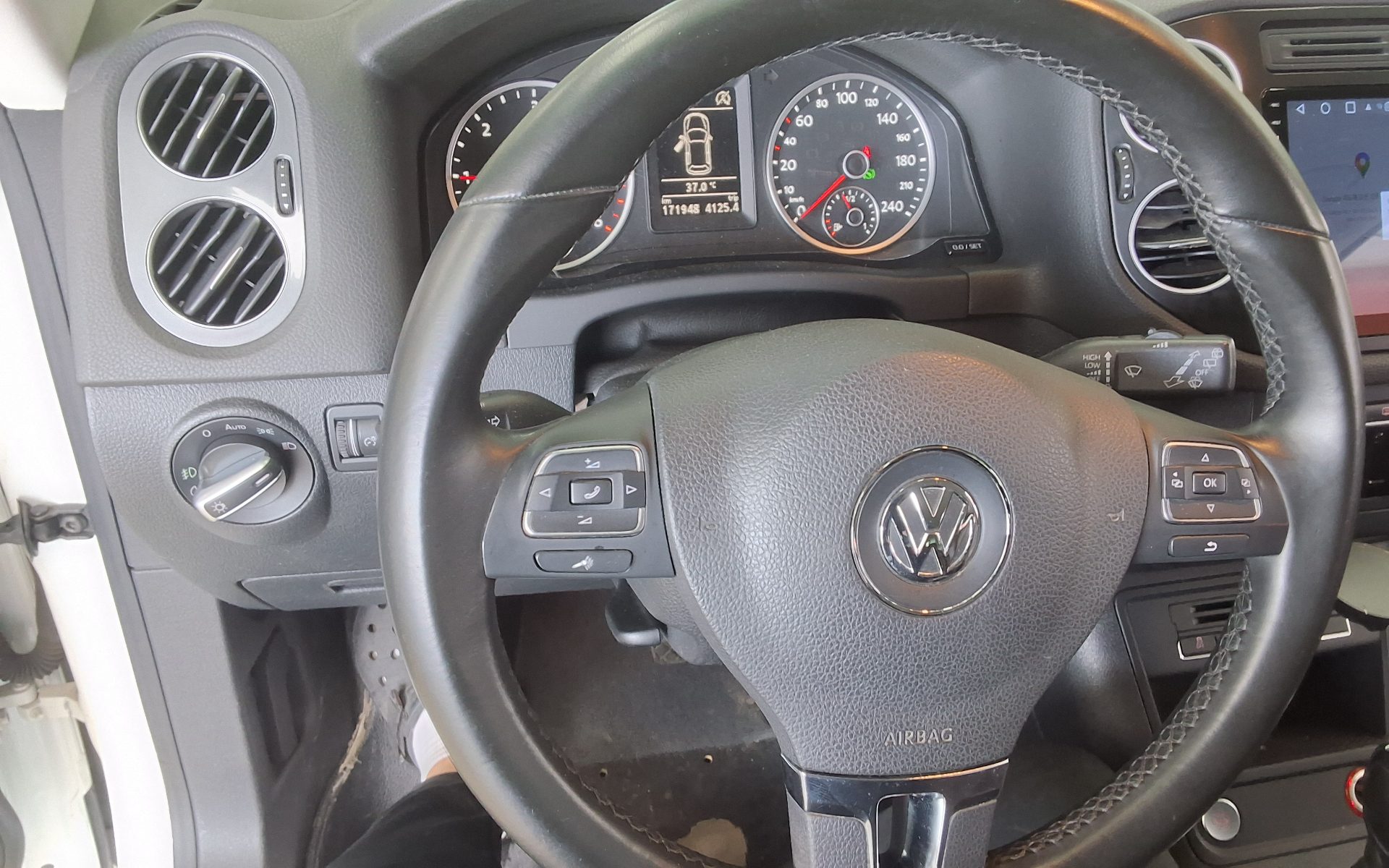 2015 - volkswagen tiguan
