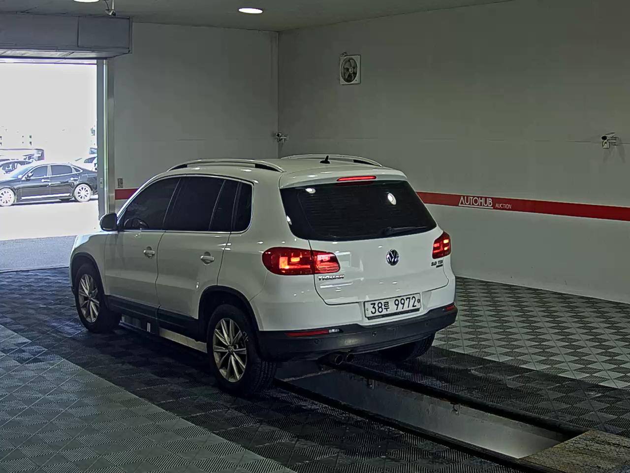 2015 - volkswagen tiguan