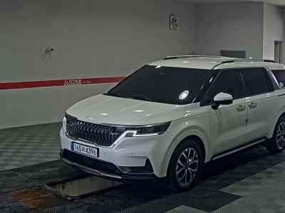 KIA CARNIVAL (KA4)