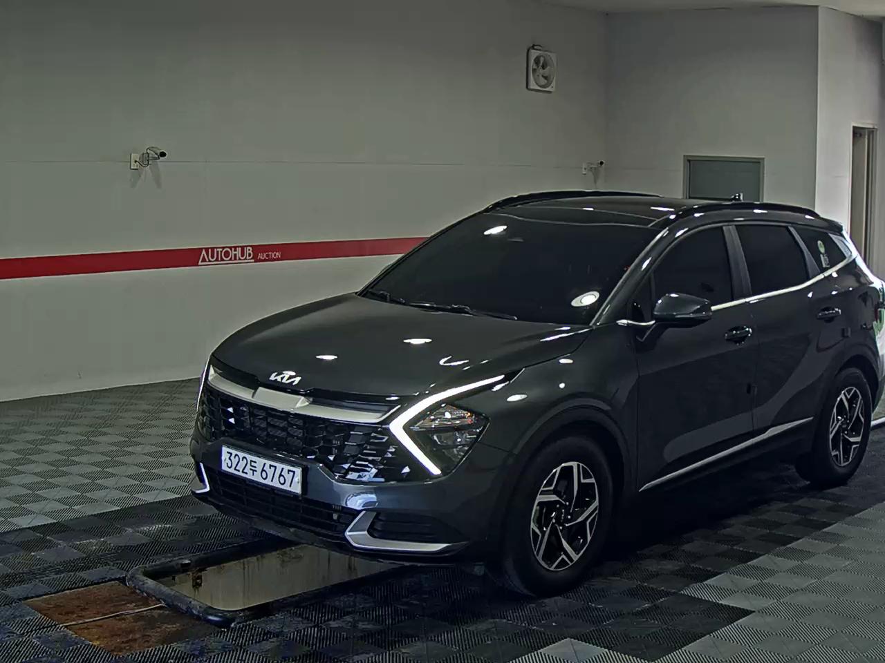 2023 - kia sportage